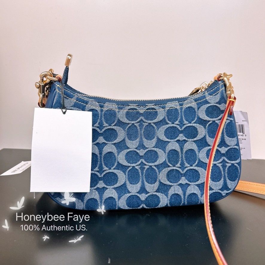 Coach NWT Coach Teri Shoulder Bag In Signature Denim CAF82 Size ONE SIZE - 4 Thumbnail