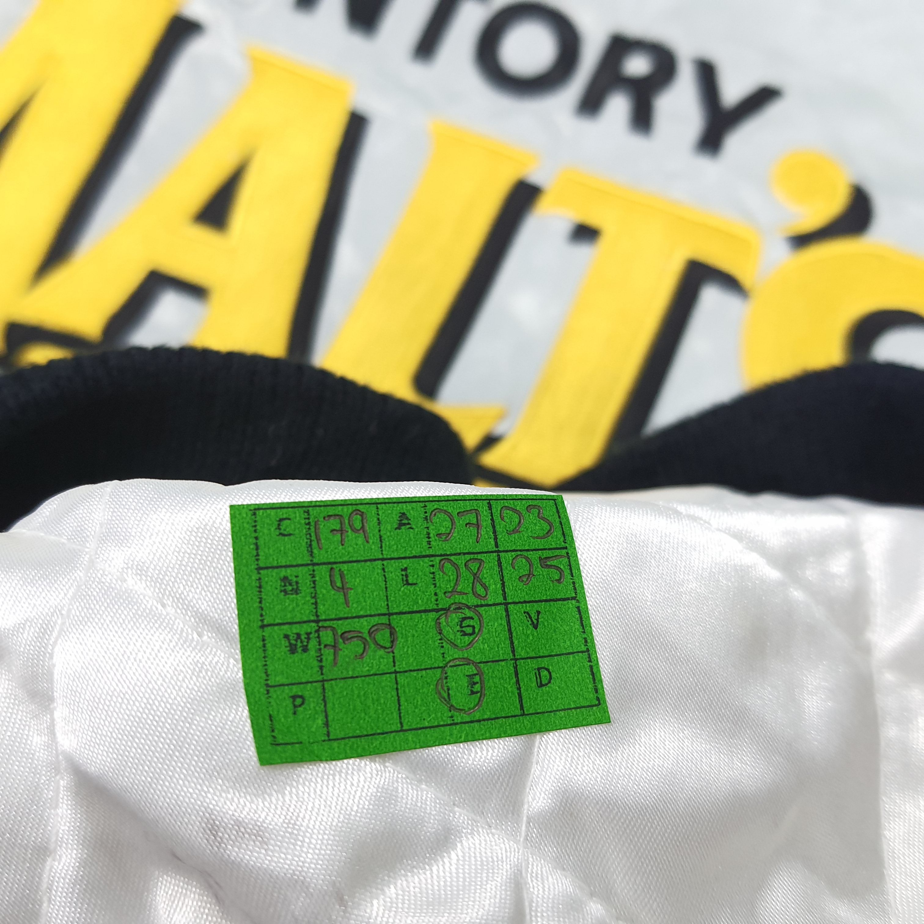 MLB × Vintage Vintage MLB Suntory Malt's Baseball Team Bomber Jacket Size US XXL / EU 58 / 5 - 10 Thumbnail