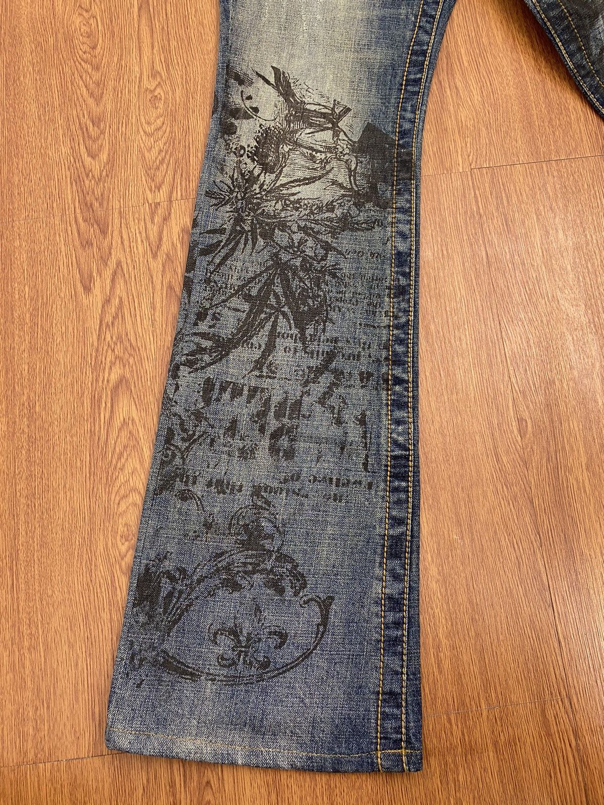Japanese Brand × Tornado Mart Tornado mart printed flared jeans Size US 30 / EU 46 - 4 Thumbnail