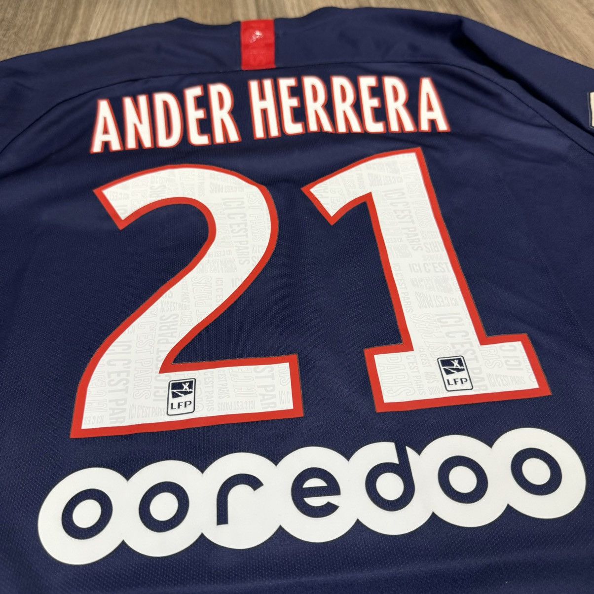 Nike PSG 19/20 home shirt #21 Ander Herrera Size US L / EU 52-54 / 3 - 4 Thumbnail