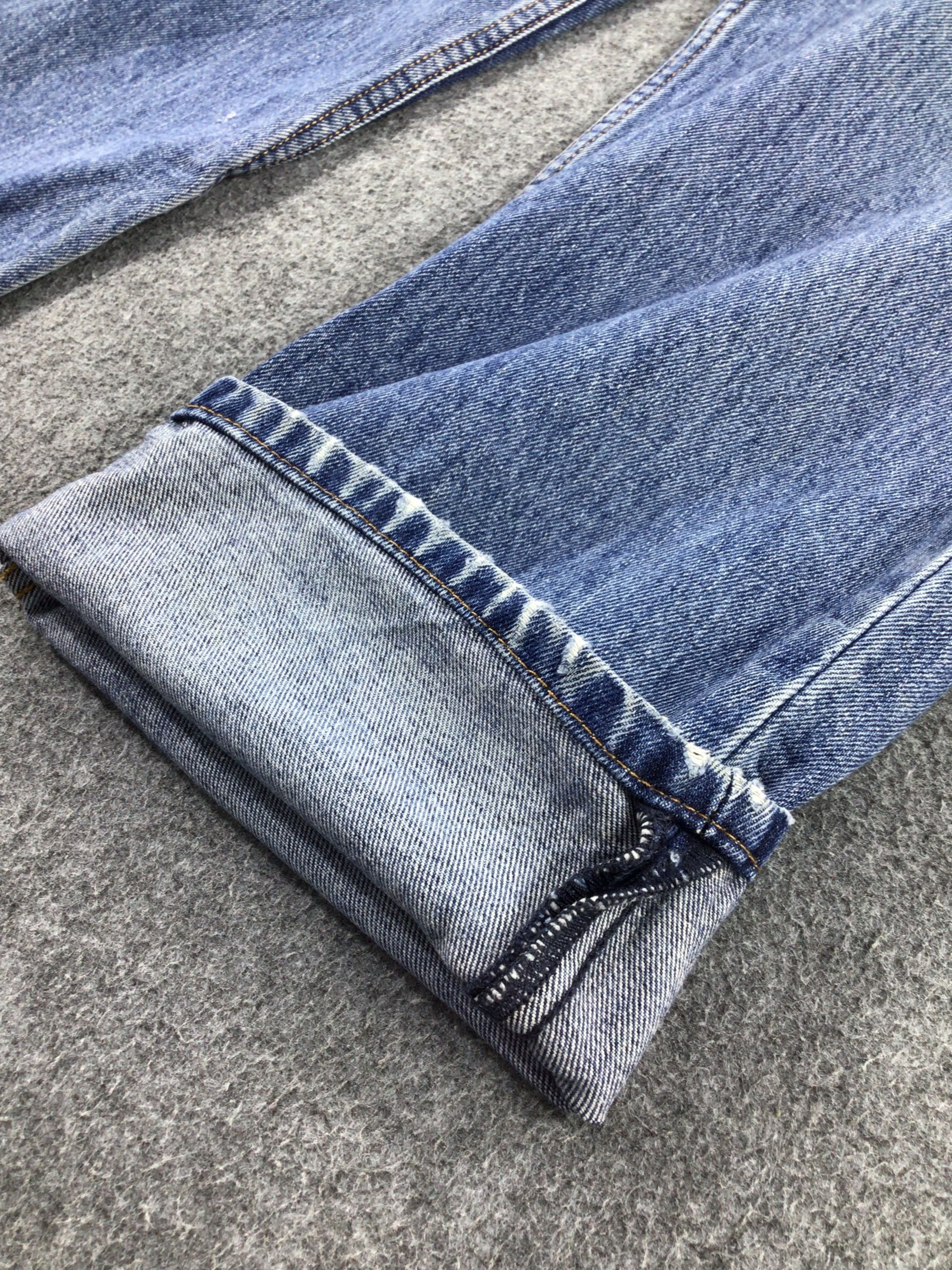 Levi's Vintage Levis 550 Jeans Faded Blue Wash Denim KJ285 Size US 34 / EU 50 - 6 Thumbnail