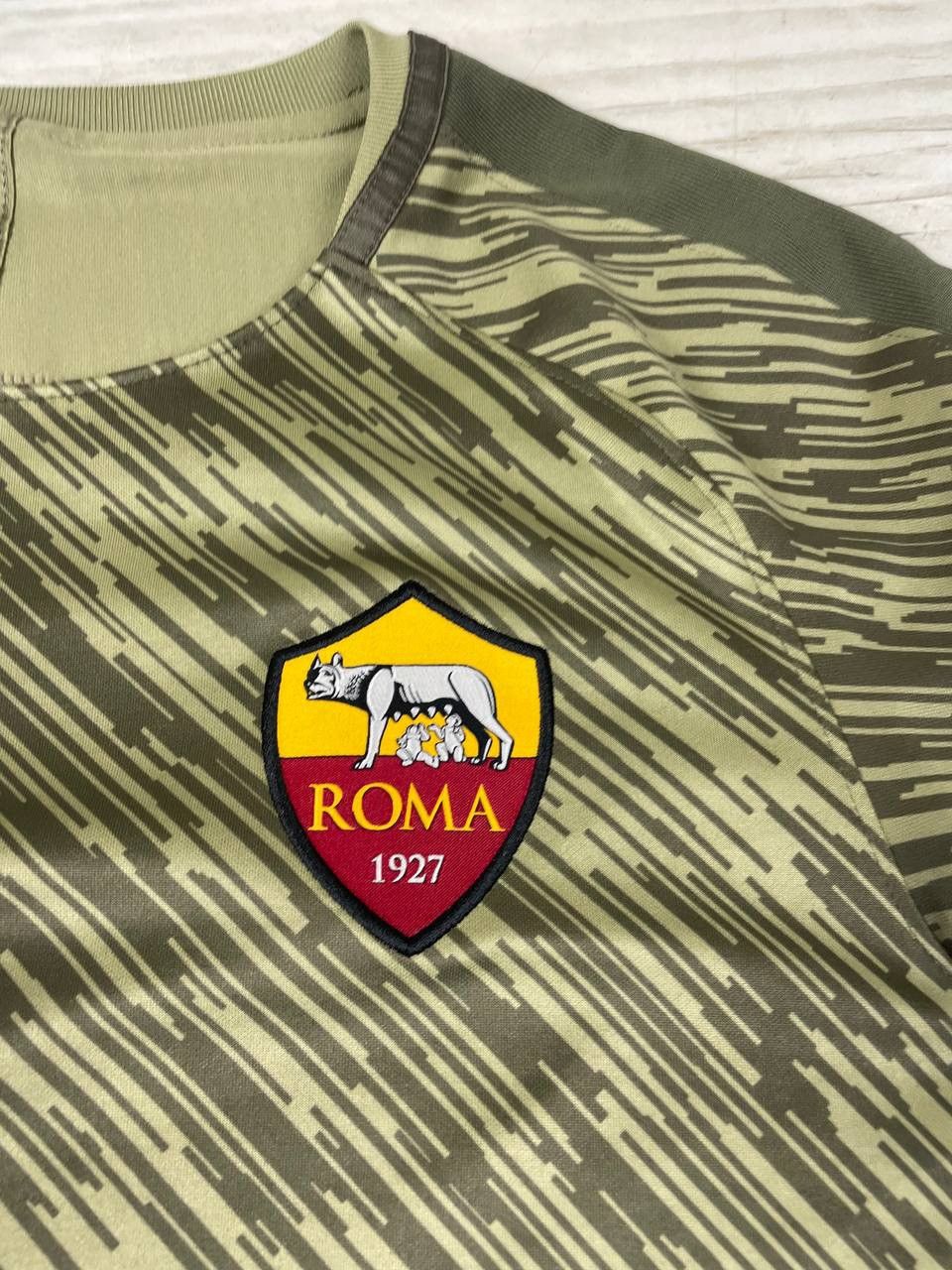 Nike Nike AS Roma 2017 2018 Pre Match Shirt Soccer Jersey Size US L / EU 52-54 / 3 - 5 Thumbnail