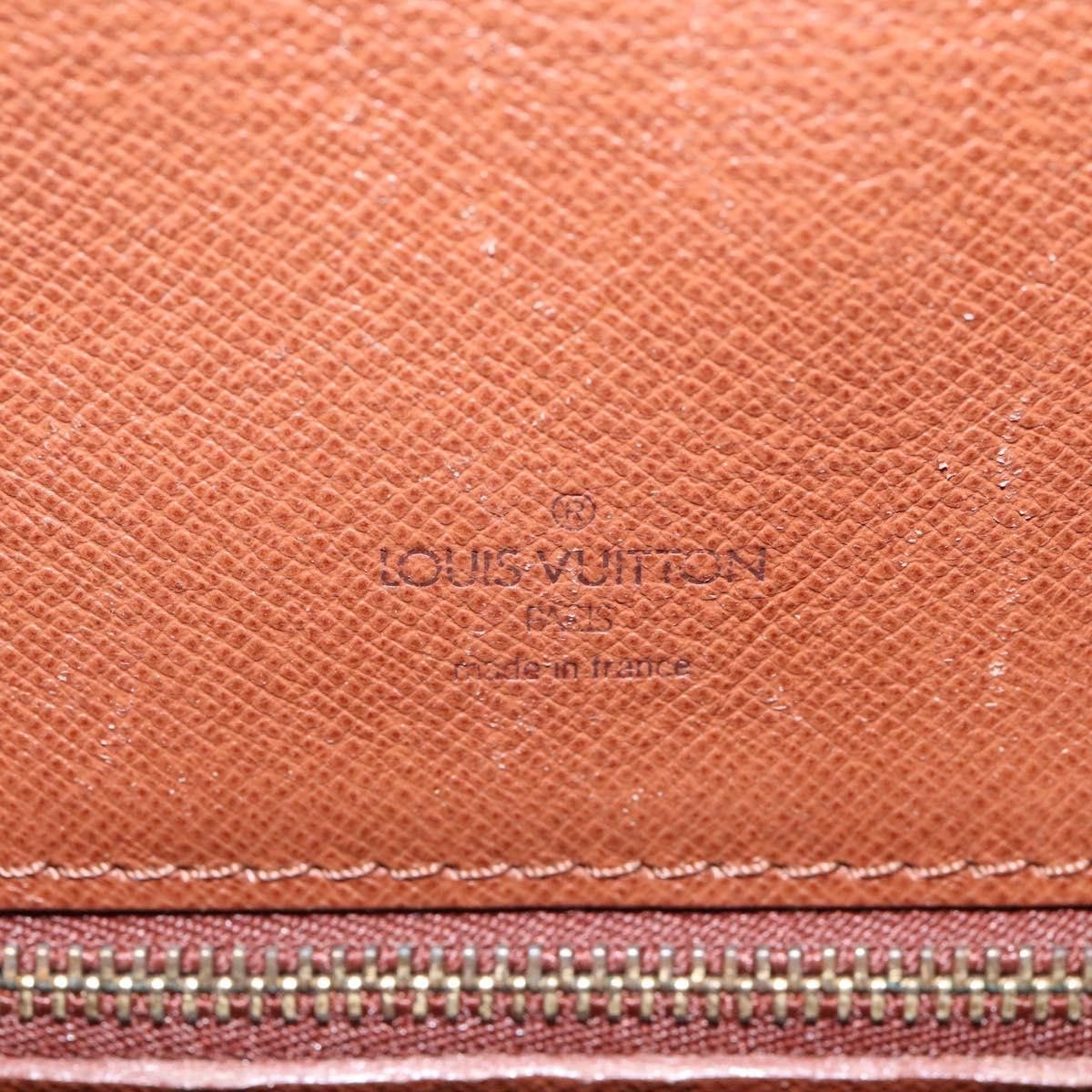 Louis Vuitton LOUIS VUITTON Monogram Saint Cloud MM Shoulder Bag M51243 Size ONE SIZE - 13 Thumbnail