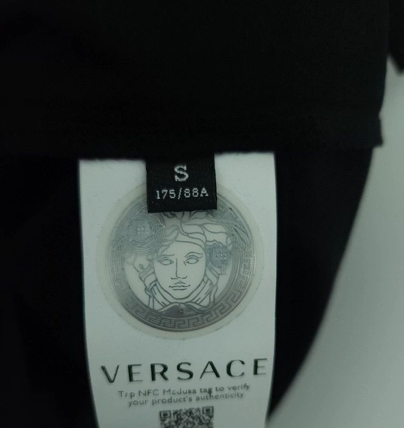 Other Versace Medusa embroidered short sleeves Size US M / EU 48-50 / 2 - 3 Thumbnail