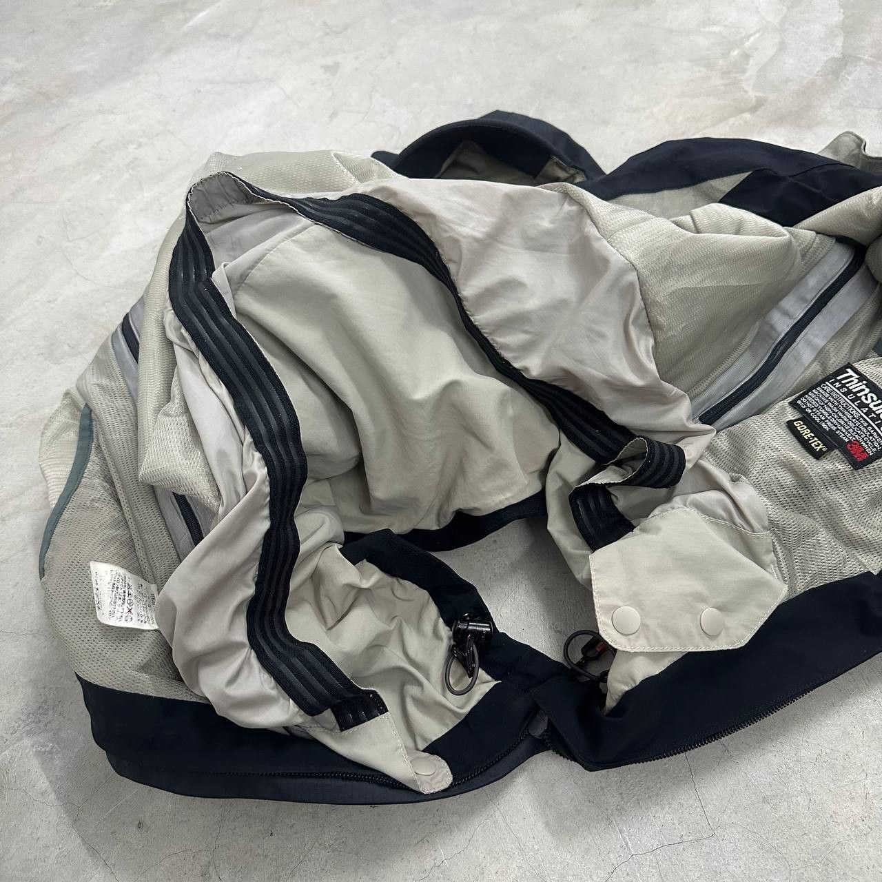 Montbell Montbell Gore-Tex Thinsulate Technical Outdoor jacket Size US M / EU 48-50 / 2 - 15 Thumbnail