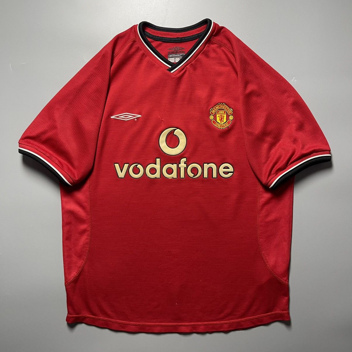 Vintage MAN UNITED UMBRO 2000/2001 FOOTBALL HOME JERSEY #7 BECKHAM Size US M / EU 48-50 / 2 - 2 Thumbnail