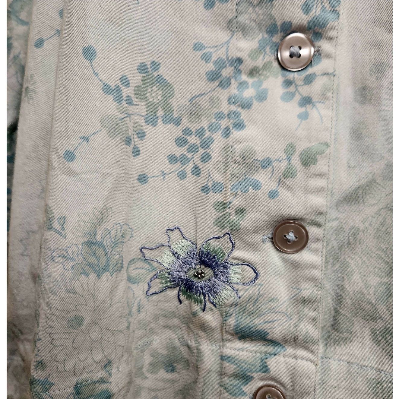 Other VTG Clearwater Creek Blue Embroidered Sequin Floral Top L Size L / US 10 / IT 46 - 2 Thumbnail