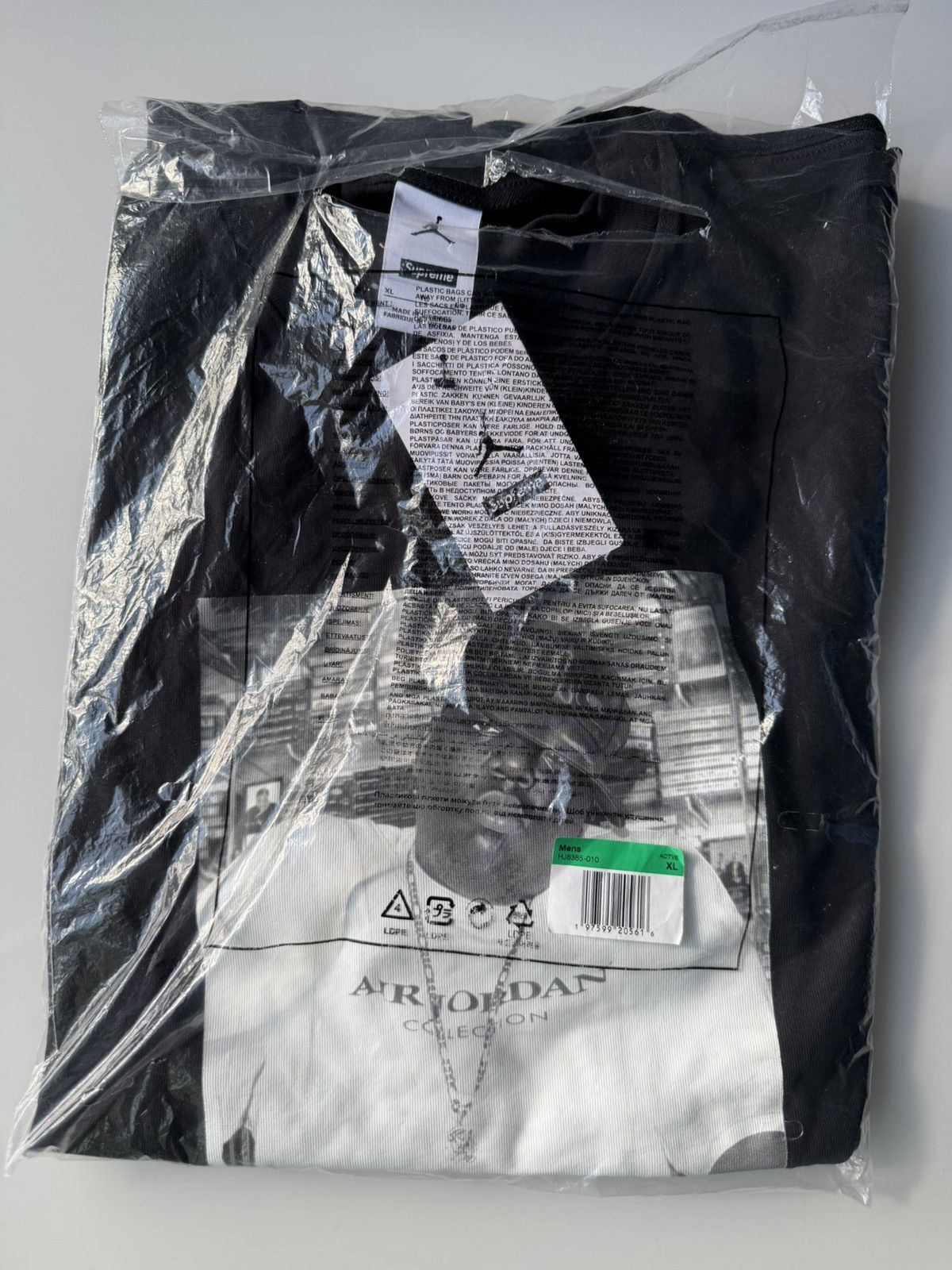 Jordan Brand × Supreme Supreme Jordan Biggie S/S Top | FW24 HJ8385-010 | Size US XL / EU 56 / 4 - 1 Thumbnail