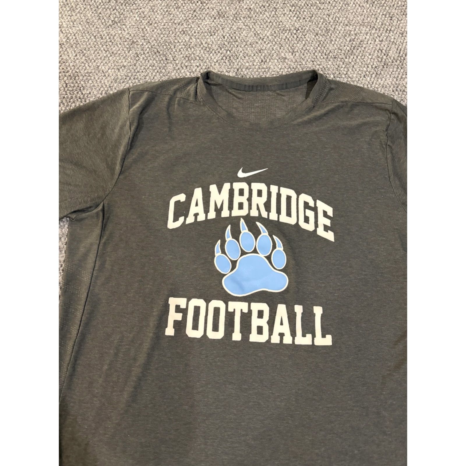 Nike Nike Shirt Mens XL Gray Cambridge Football Graphic Paw Print Nike Swoosh Tee Size US XL / EU 56 / 4 - 3 Thumbnail