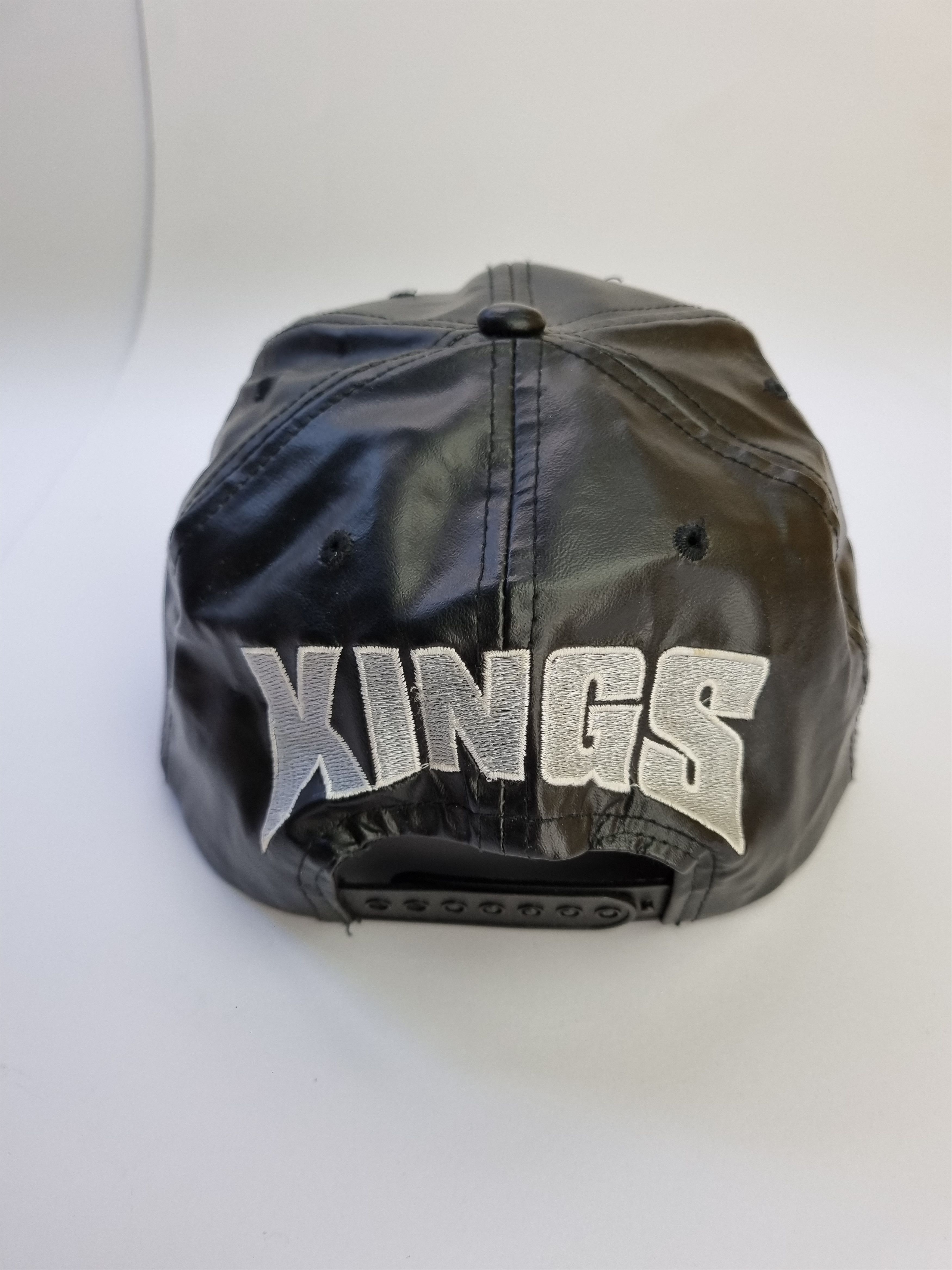 NHL × Vintage KINGS Embroidered Logo NHL Cap Size ONE SIZE - 9 Thumbnail