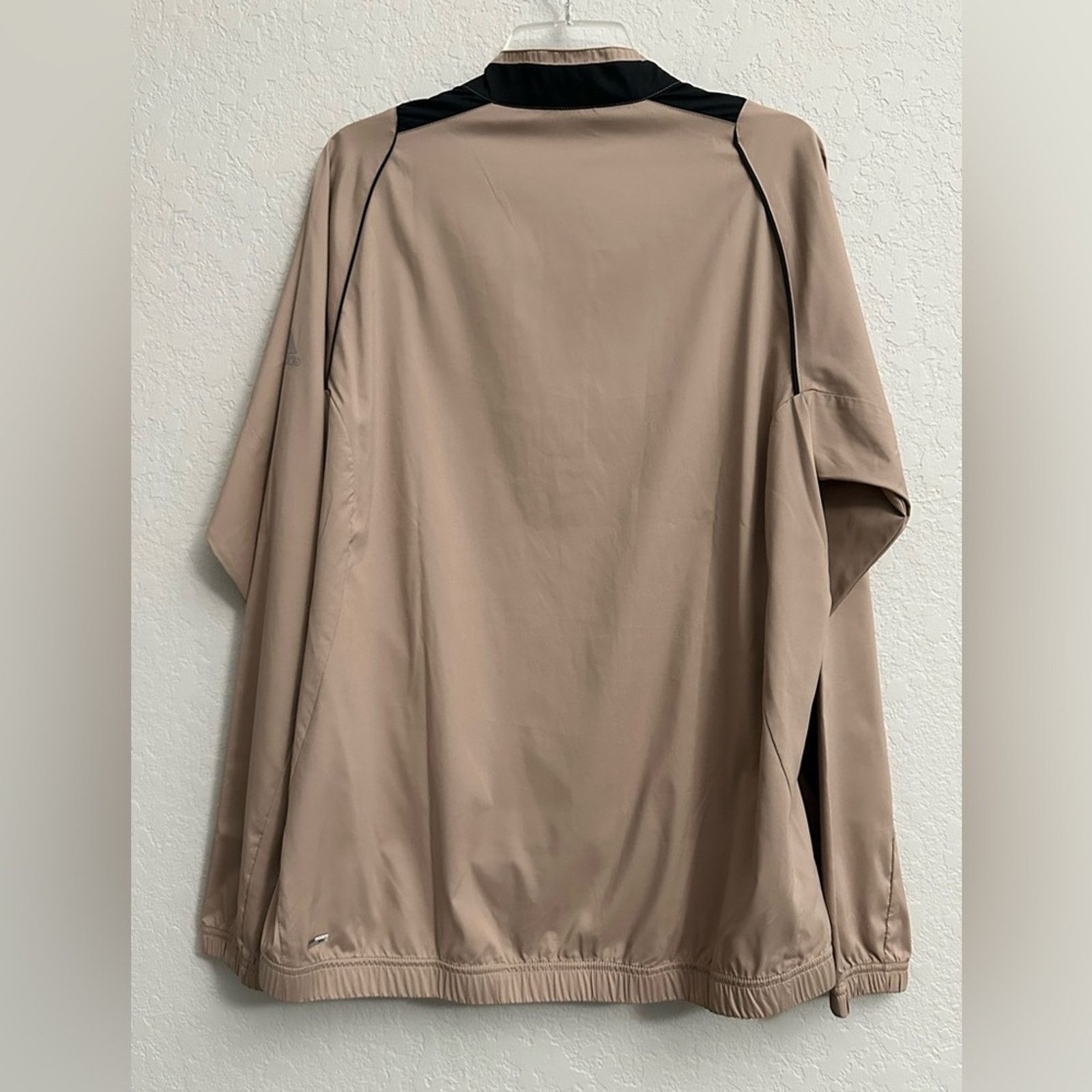 Adidas Adidas Pullover 1/4 Zip Windbreaker ClimaProof TanMen Medium Size US M / EU 48-50 / 2 - 7 Thumbnail