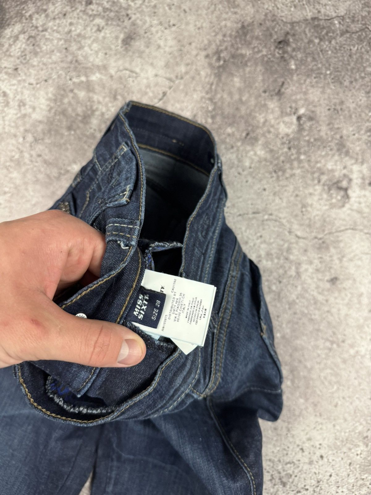 Miss Sixty Vintage Miss Sixty Jeans Flared Distressed 00s Low Rice Size 28" / US 6 / IT 42 - 8 Thumbnail