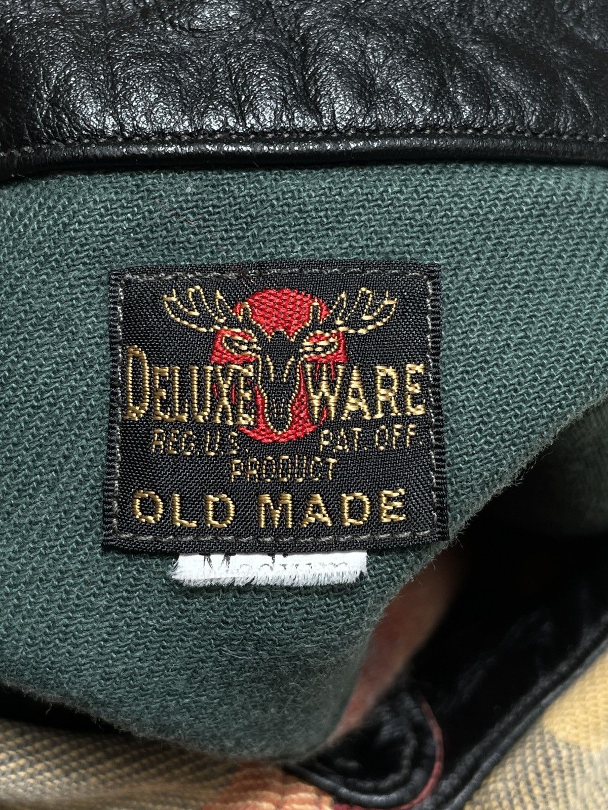 Japanese Brand × Vintage Rare Design Vintage Japanese Brand Deluxe Wave Shirt 2000s Size US M / EU 48-50 / 2 - 9 Thumbnail