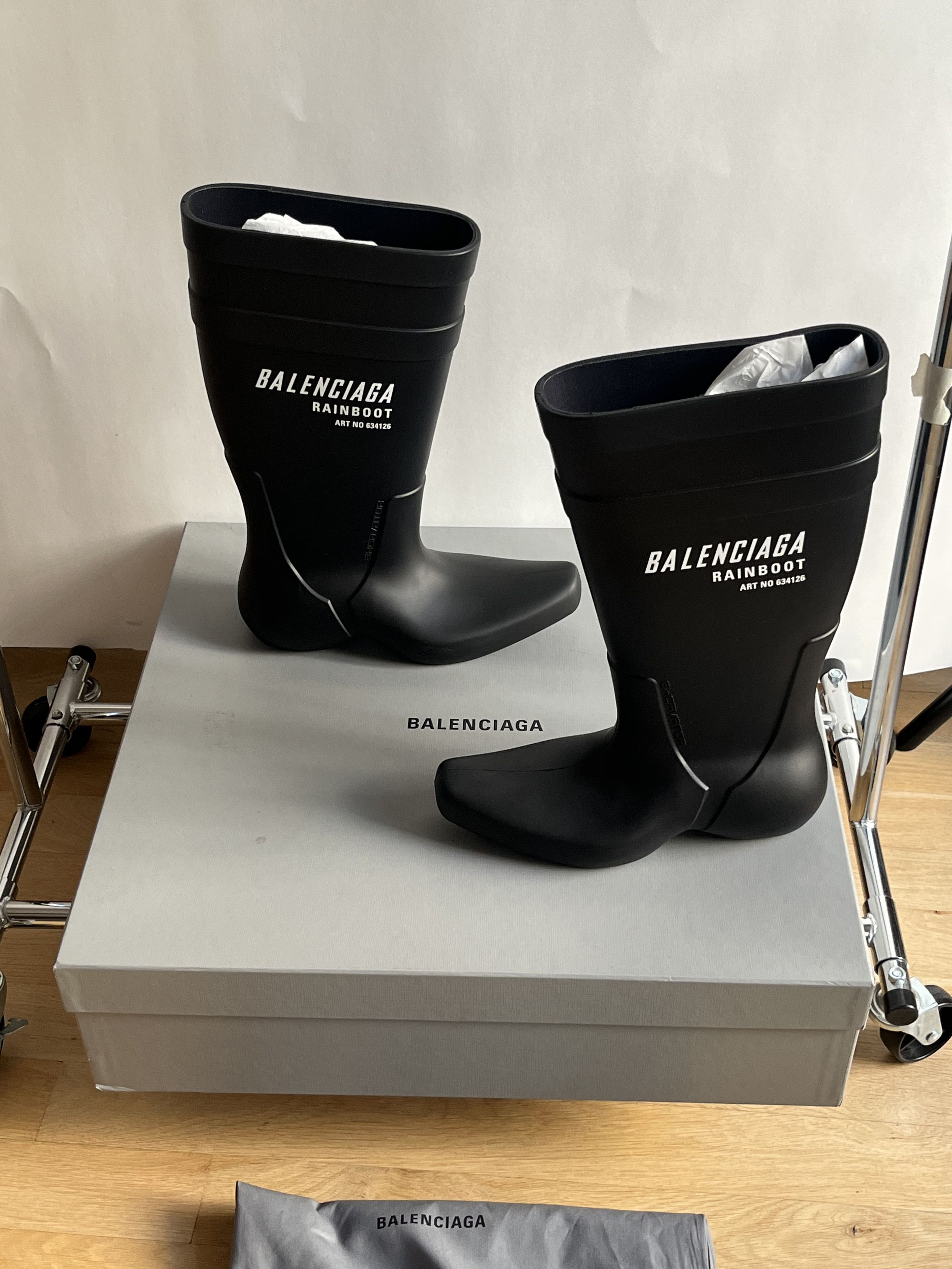 Balenciaga Excavator Logo Rainboot Size US 7.5 / EU 40-41 - 2 Thumbnail