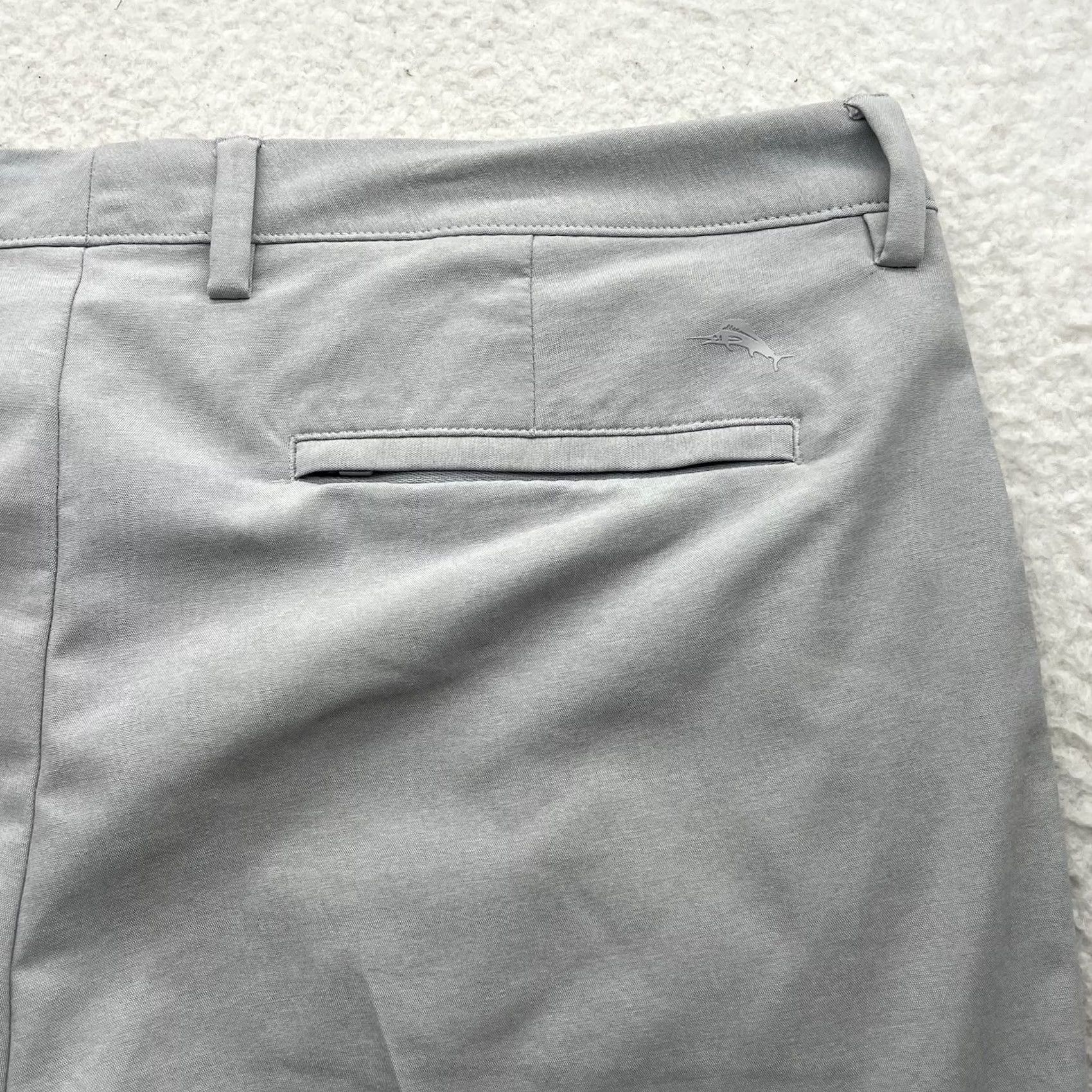 Tommy Bahama Tommy Bahama Pants Mens 39x31 Gray Nylon Polyester Straight Flat Front 39in Inseam Casual Chino Style Regular Color Gray Mens Size US 39 - 7 Thumbnail