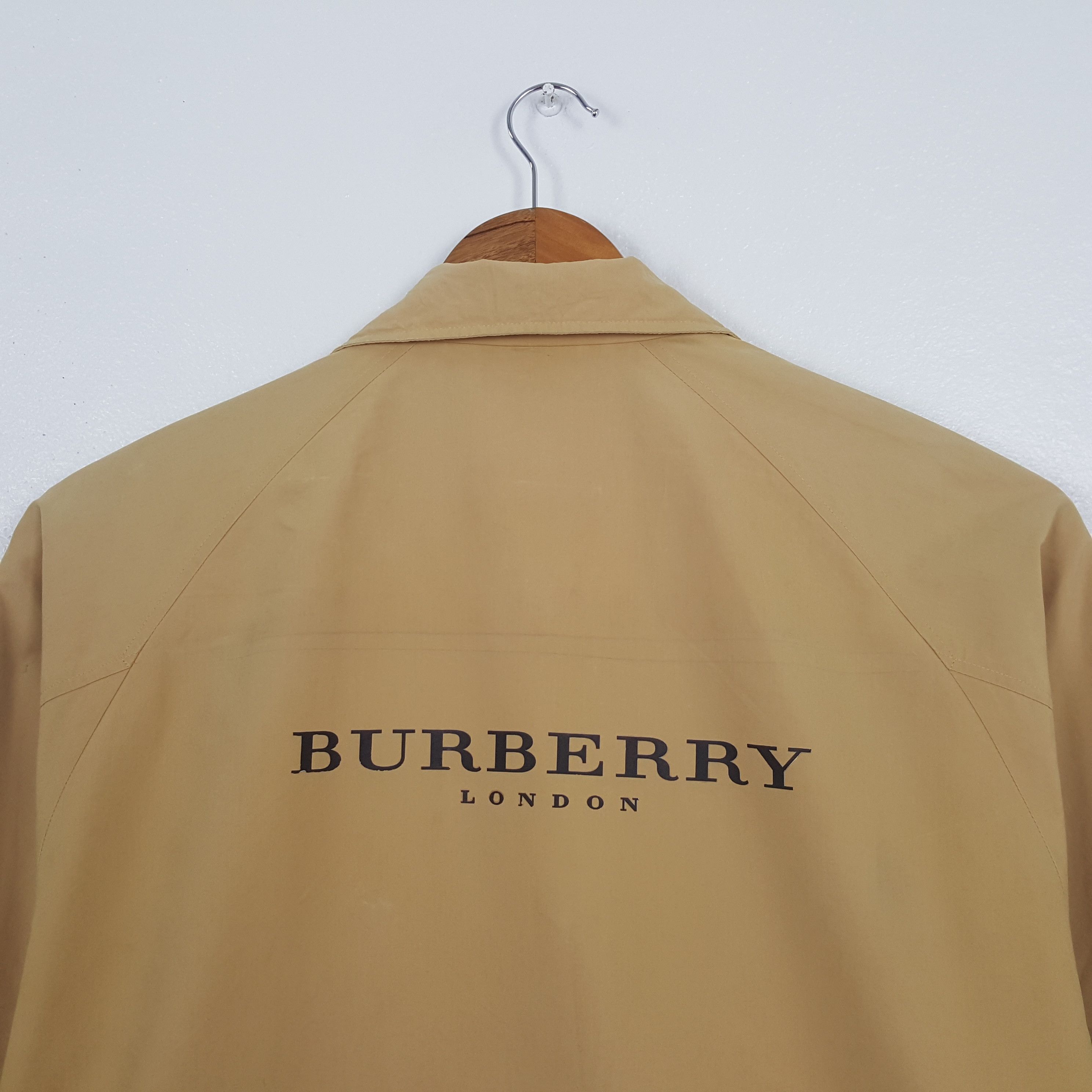 Burberry Vintage Burberry London Fashion Brand Jacket C317N1 Size US XL / EU 56 / 4 - 2 Thumbnail