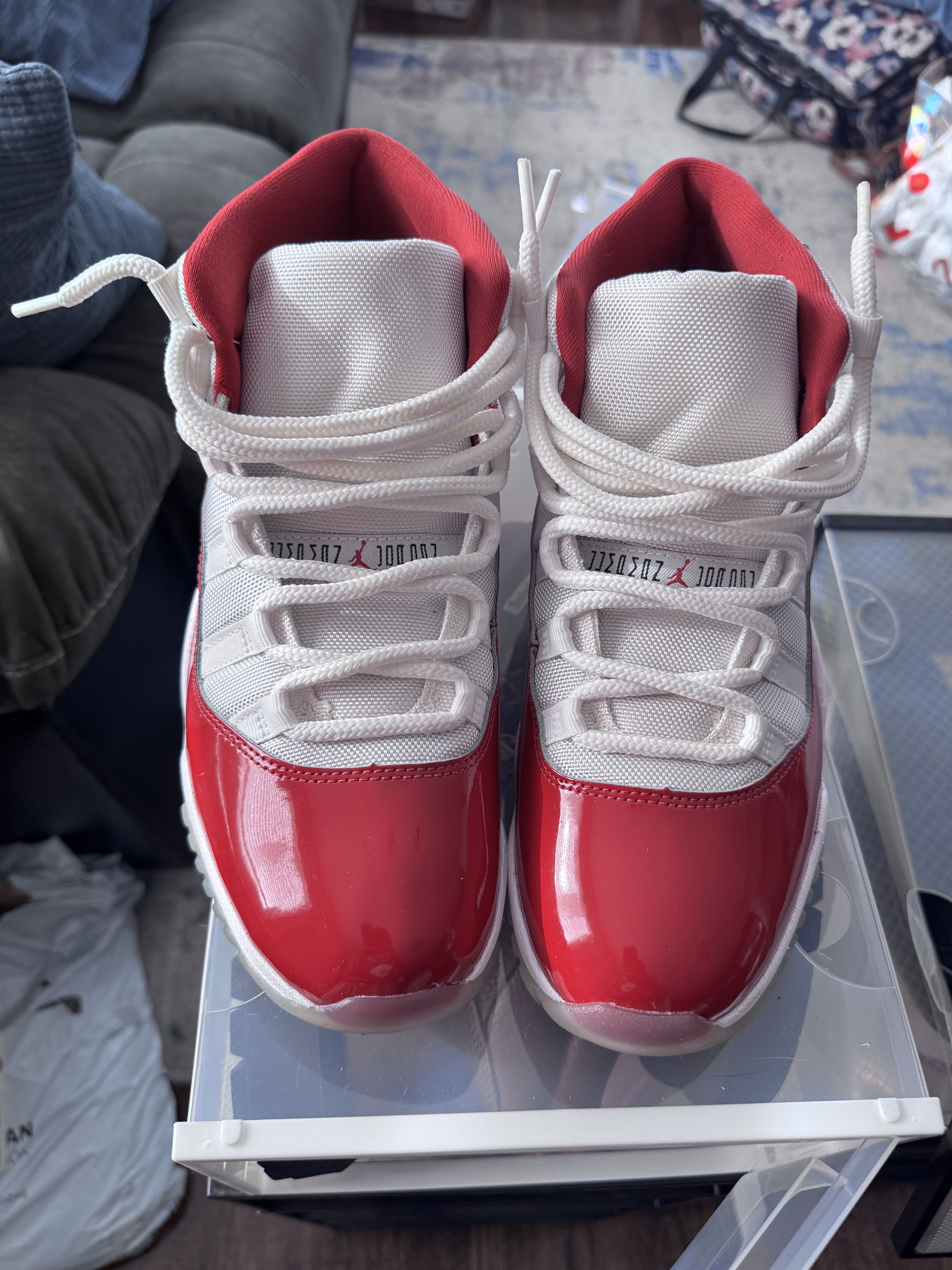 Jordan Brand Jordan 11 Retro - Cherry 2022 Size US 9.5 / EU 42-43 - 1 Thumbnail