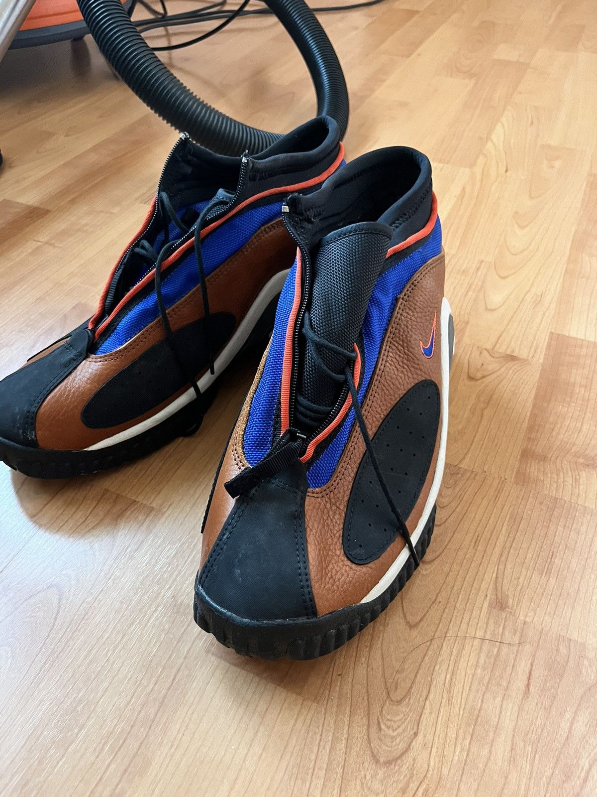 Nike ACG RETRO ACG WINTER SNEAKERS WITH SPIKES Size US 11.5 / EU 44-45 - 2 Thumbnail