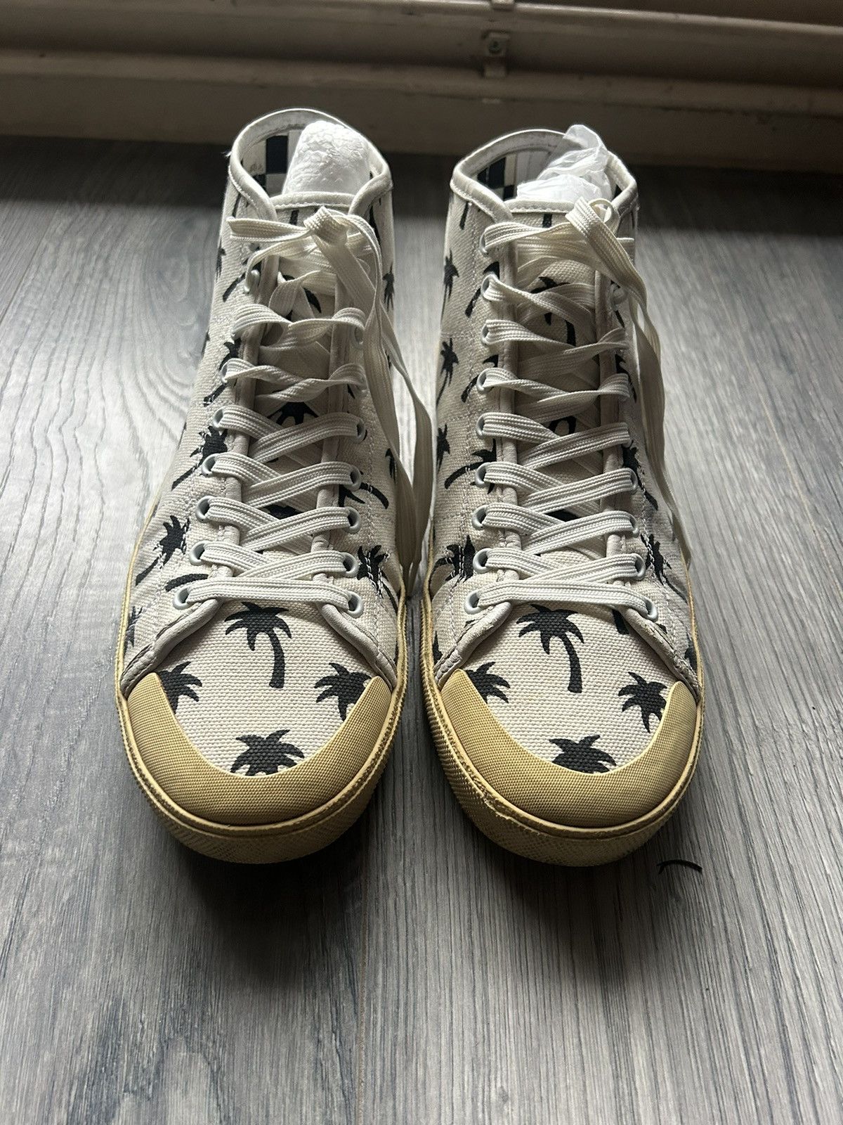 Saint Laurent Paris Palm Tree Print Canvas High-Top Sneakers Size US 7.5 / EU 40-41 - 3 Thumbnail