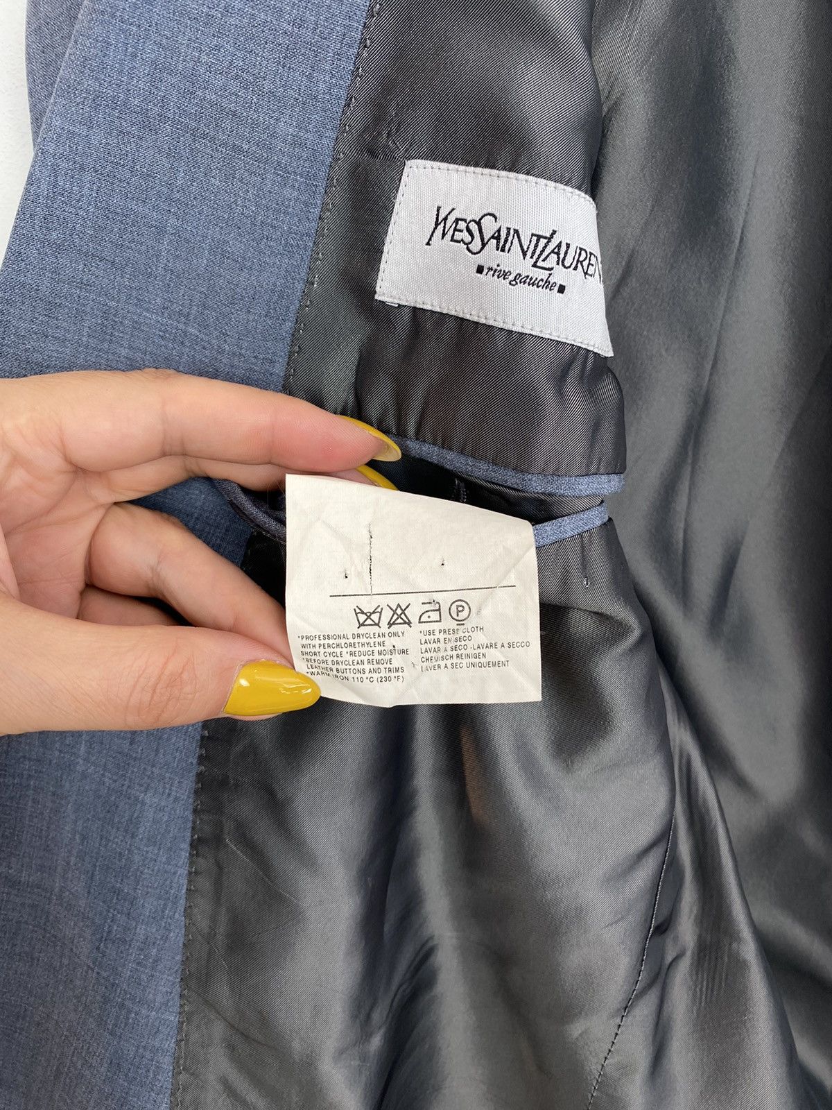 Yves Saint Laurent Yves Saint Laurent Suit Set Pants + Vest + Jacket Blue dress Size 50R - 23 Thumbnail