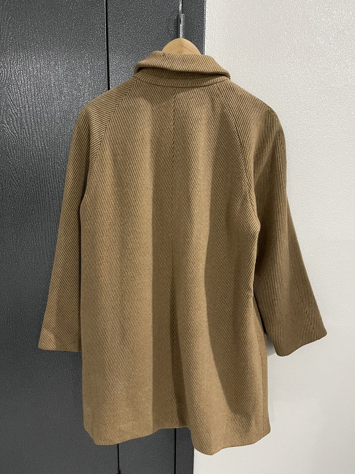 Burberry Vintage Burberry Long Wool Jacket Size M / US 6-8 / IT 42-44 - 8 Thumbnail