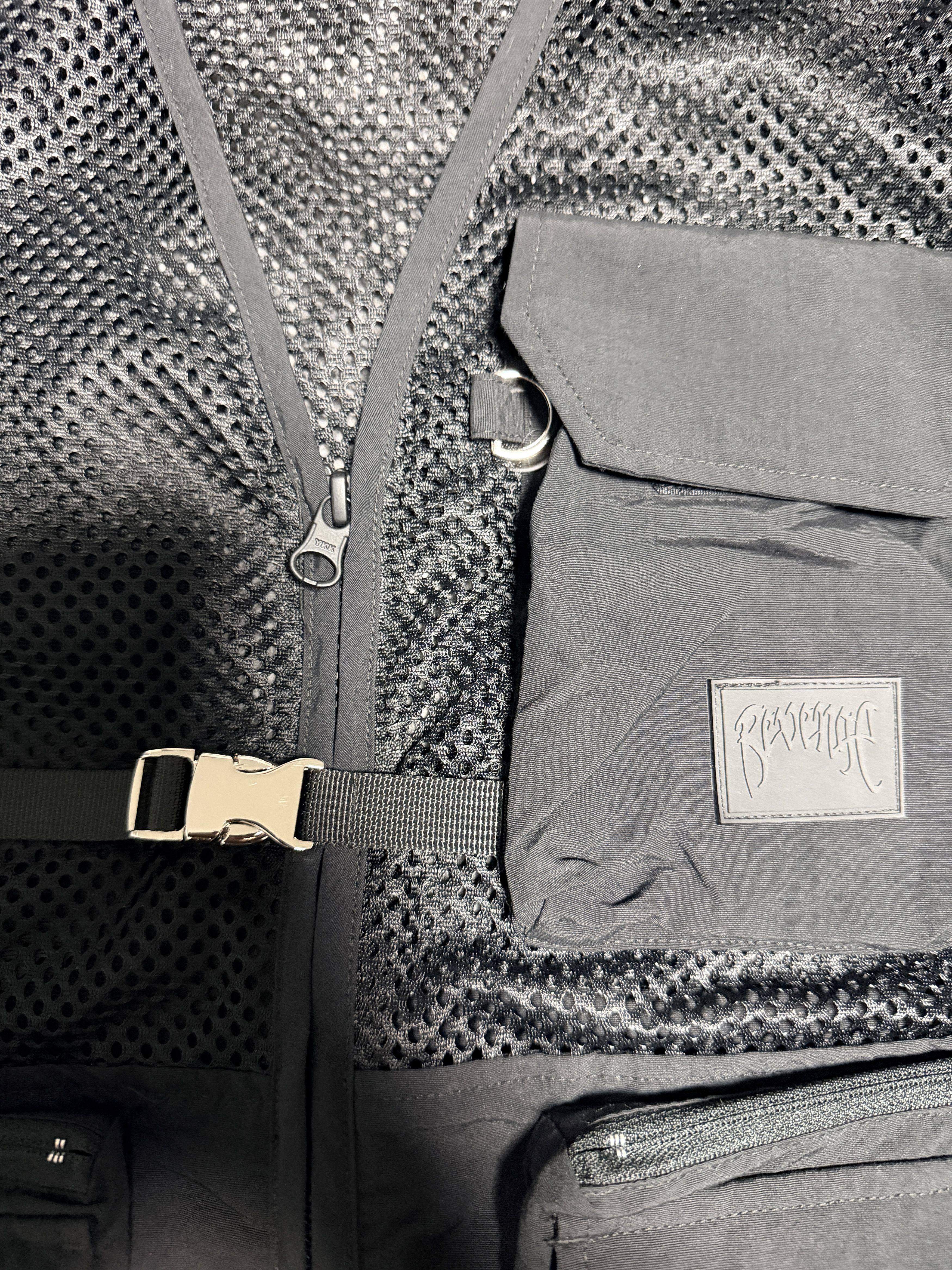 Revenge MESH CARGO UTILITY VEST BLACK Size US S / EU 44-46 / 1 - 3 Thumbnail