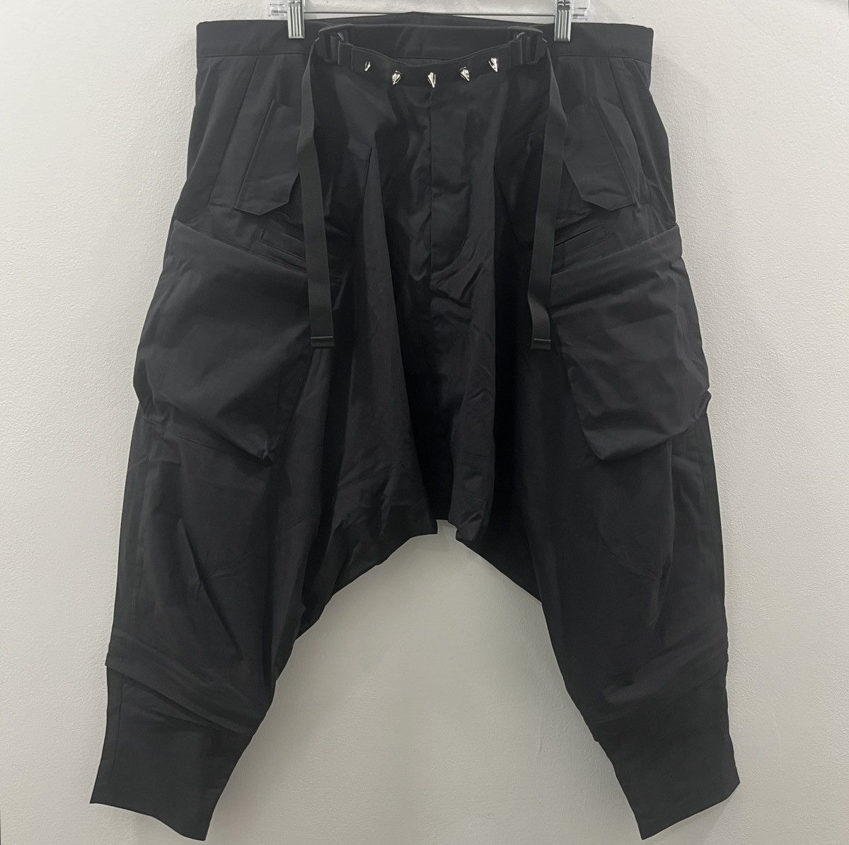 Acronym ACR-SS-24 [P30A-E](SMALL) Size US 32 / EU 48 - 1 Thumbnail