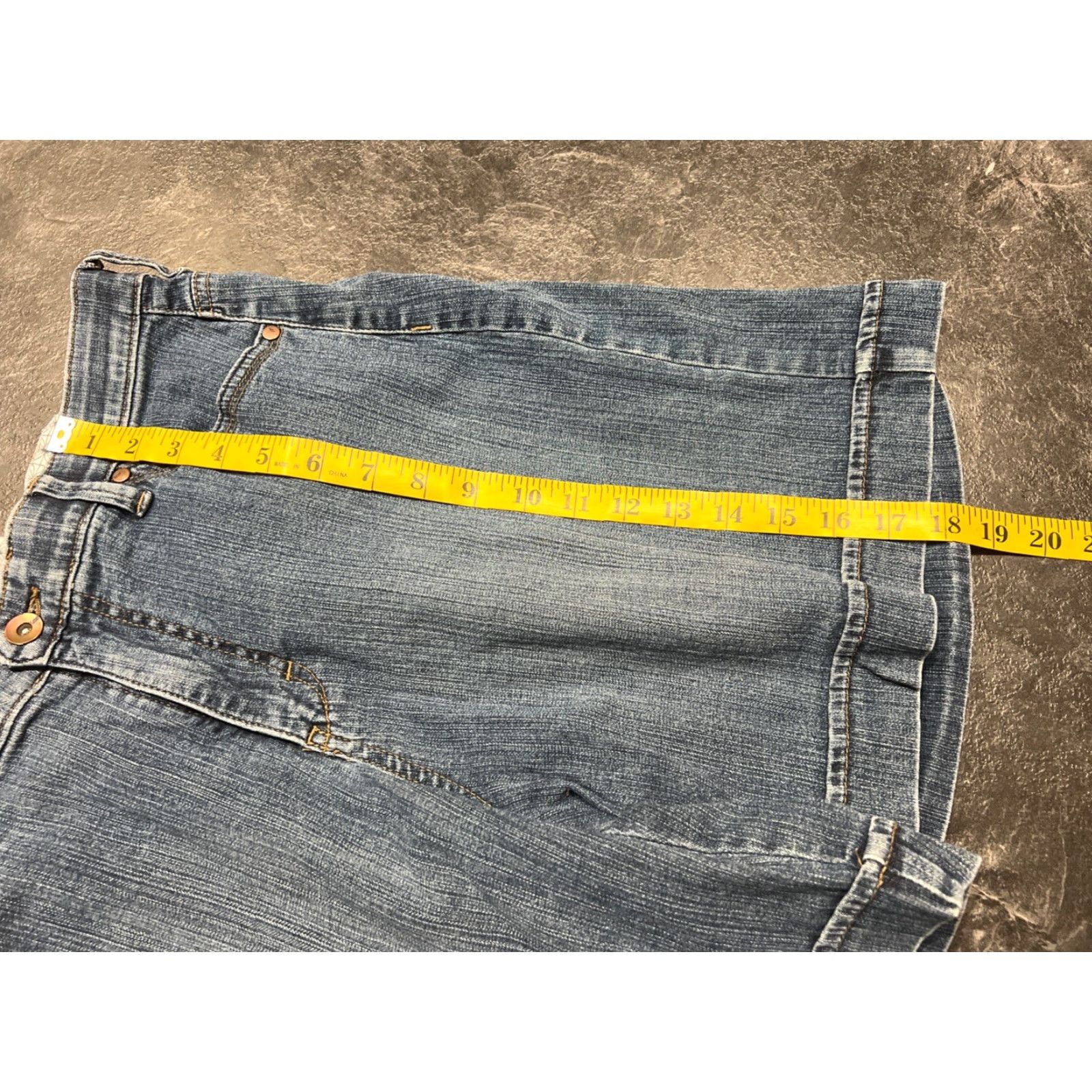 Lee LEE Women's Comfort Stretch Denim Shorts Size 16 Blue Medium Size 38" / US 16 / IT 52 - 5 Thumbnail