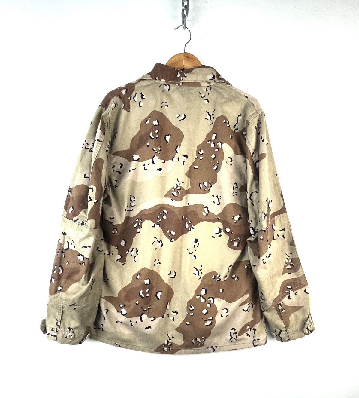 Vintage Vintage sand camo 2000s us army jacket streetwear utility L Size US L / EU 52-54 / 3 - 2 Thumbnail