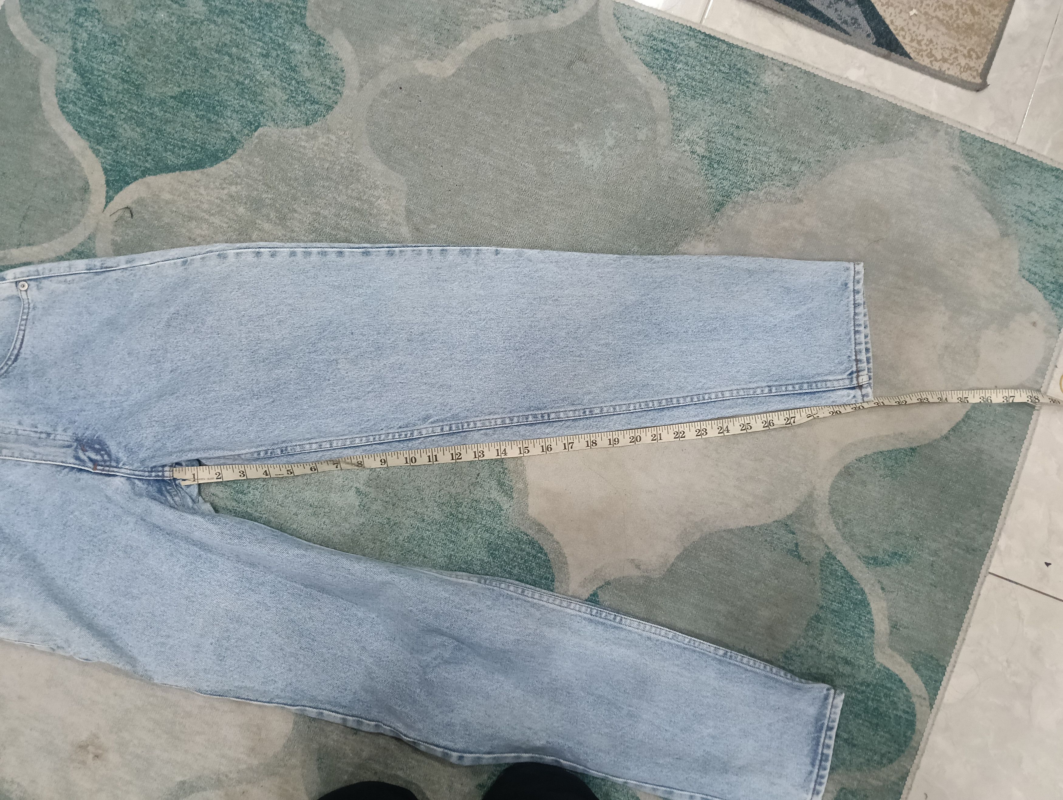 Levi's × Vintage Levis Big E Native American Headress Size US 28 / EU 44 - 20 Thumbnail
