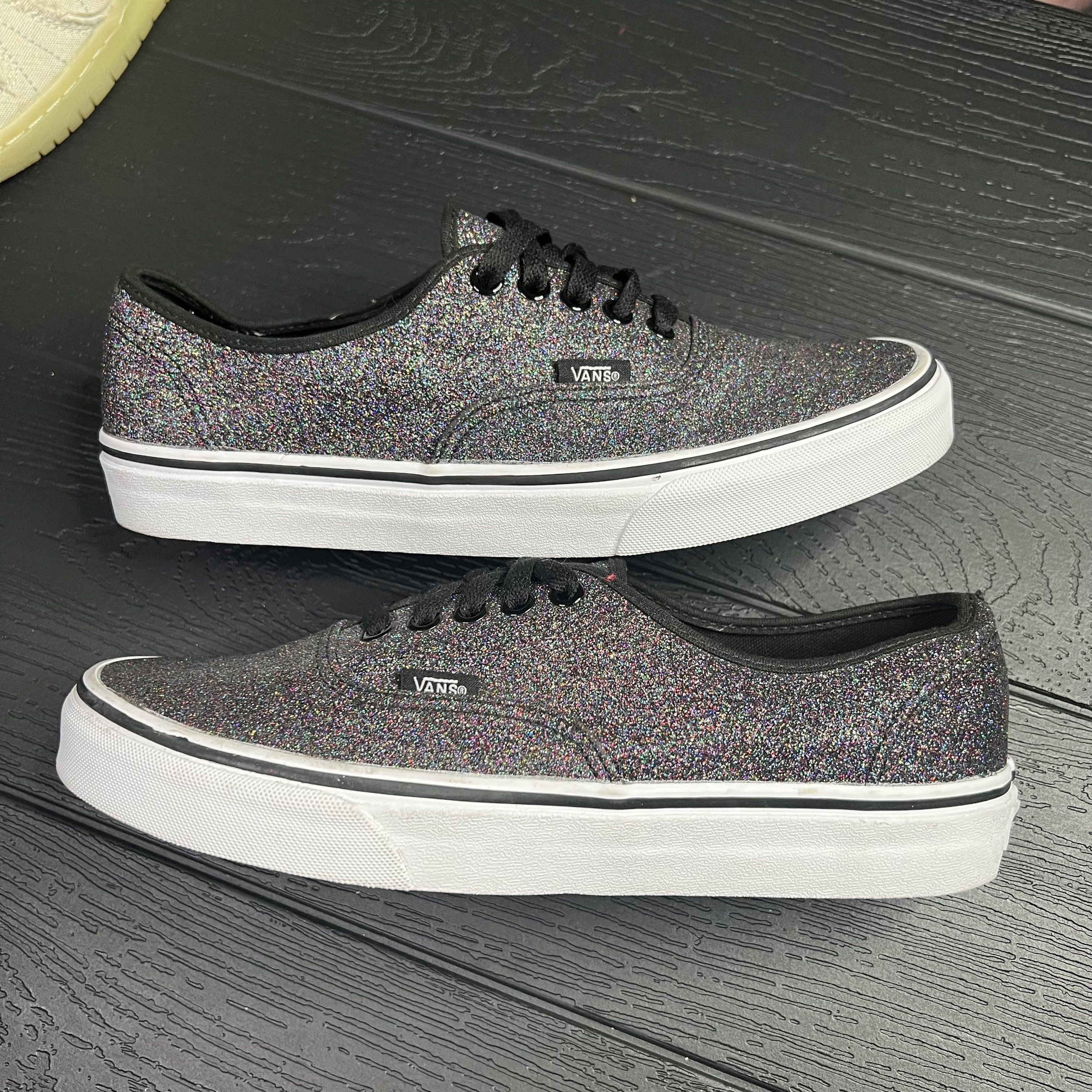 Vans Vans Authentic Glitter Rainbow Black Size US 8.5 / EU 41-42 - 2 Thumbnail