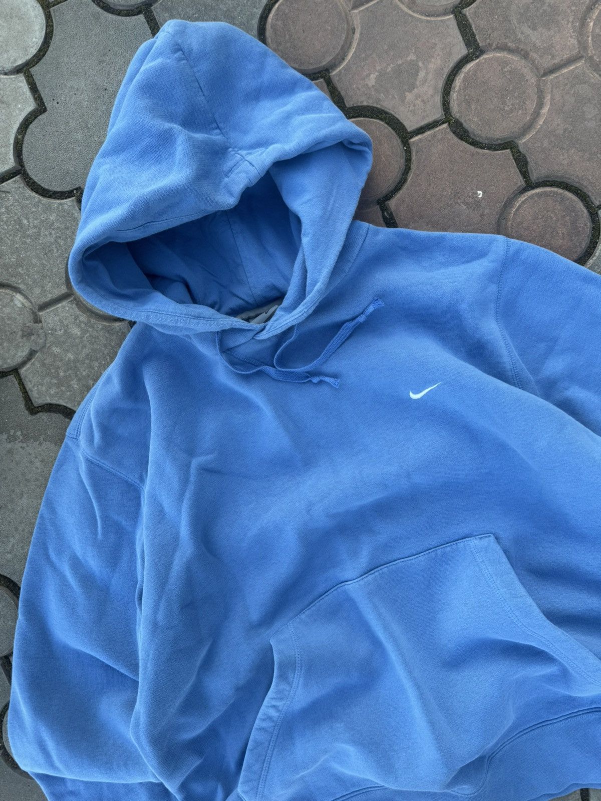 Nike × Vintage Vintage Nike Baby Blue Swoosh Sweatshirt Y2K Size US L / EU 52-54 / 3 - 4 Thumbnail