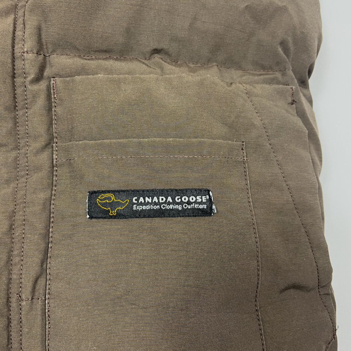 Canada Goose Vintage 00s Canada Goose Brown Down Puffer Vest Jacket Size US S / EU 44-46 / 1 - 5 Thumbnail