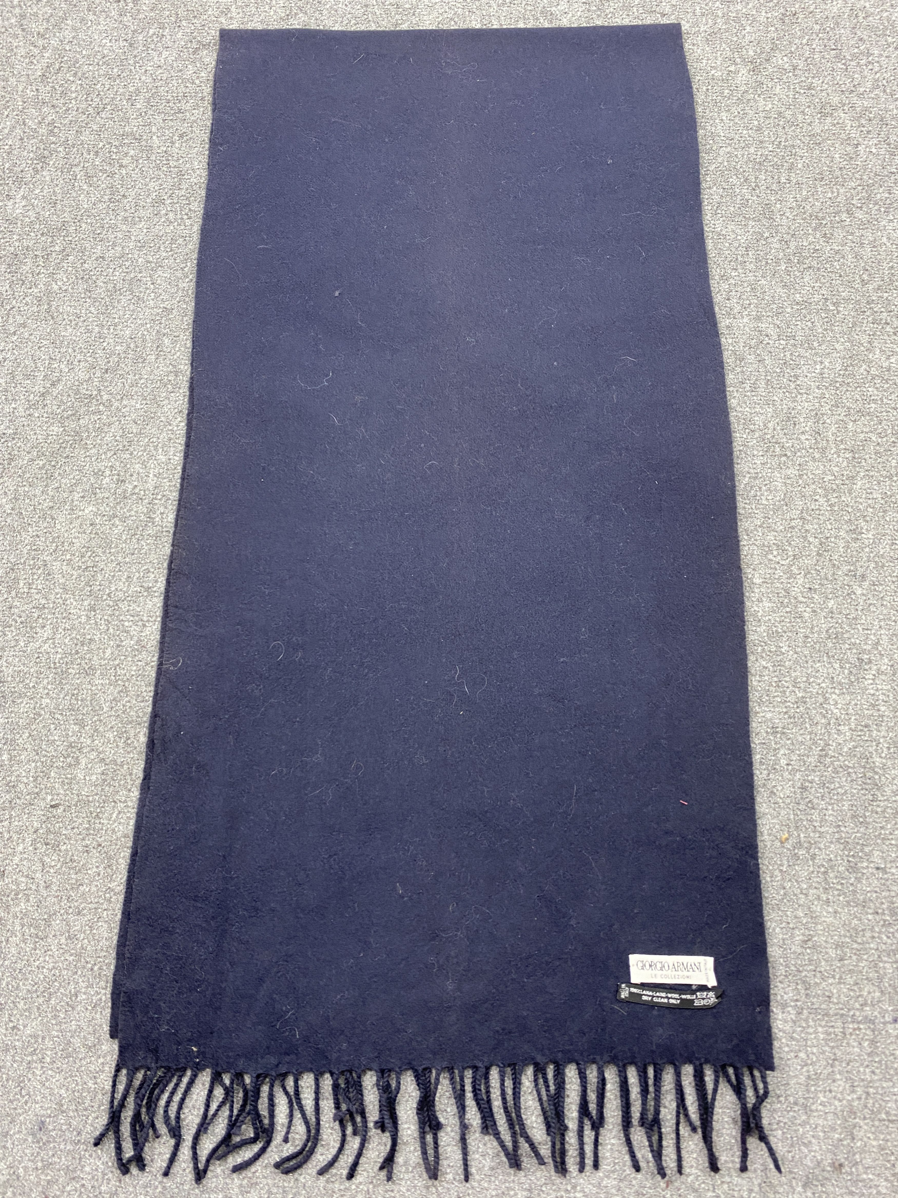 Giorgio Armani GIORGIO ARMANI SCARVES / MUFFLER / NECKWEAR - SC0170 Size ONE SIZE - 3 Thumbnail
