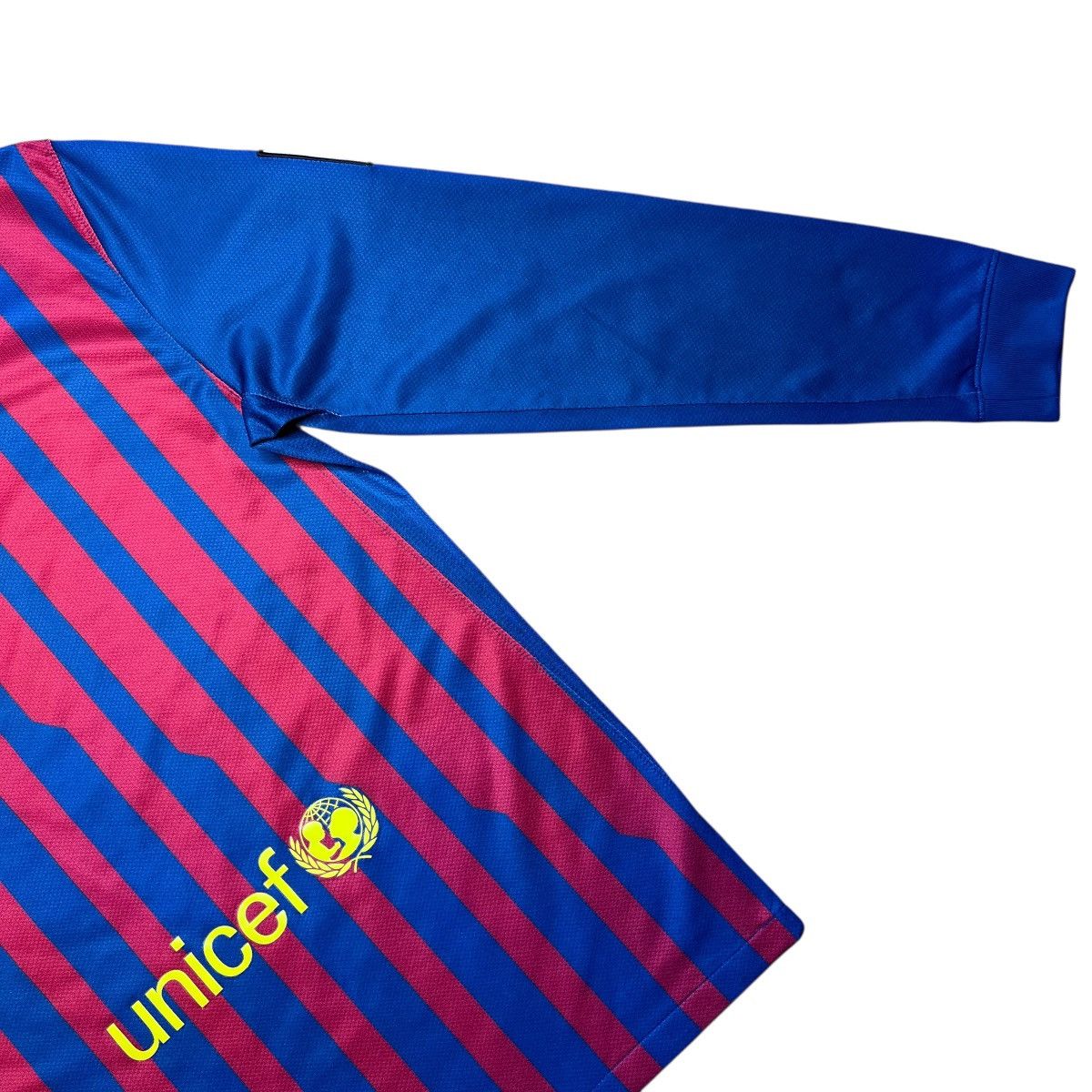 Nike 2011 Nike Barcelona Home Football Soccer Long Sleeve Jersey Size US S / EU 44-46 / 1 - 11 Thumbnail