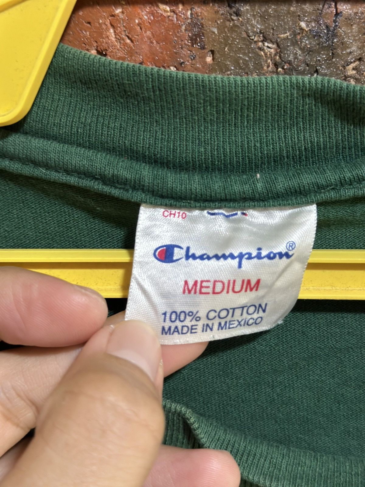 Champion × NBA × Vintage Vintage Champion X Michigan State Nba Faded Tee Size US M / EU 48-50 / 2 - 4 Thumbnail