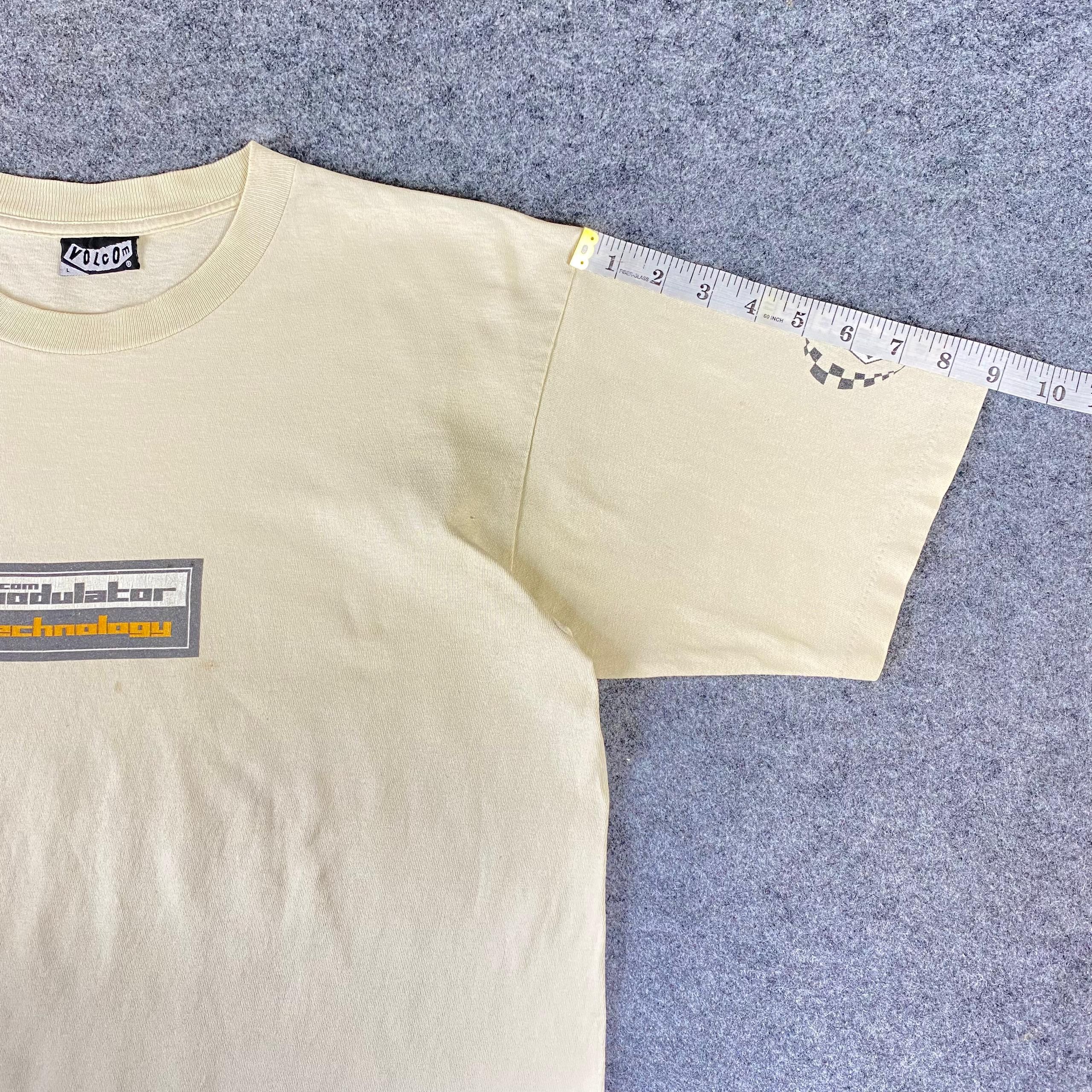 Volcom Vintage 90s Volcom Mordula Streetwear Tshirt Size US L / EU 52-54 / 3 - 7 Thumbnail