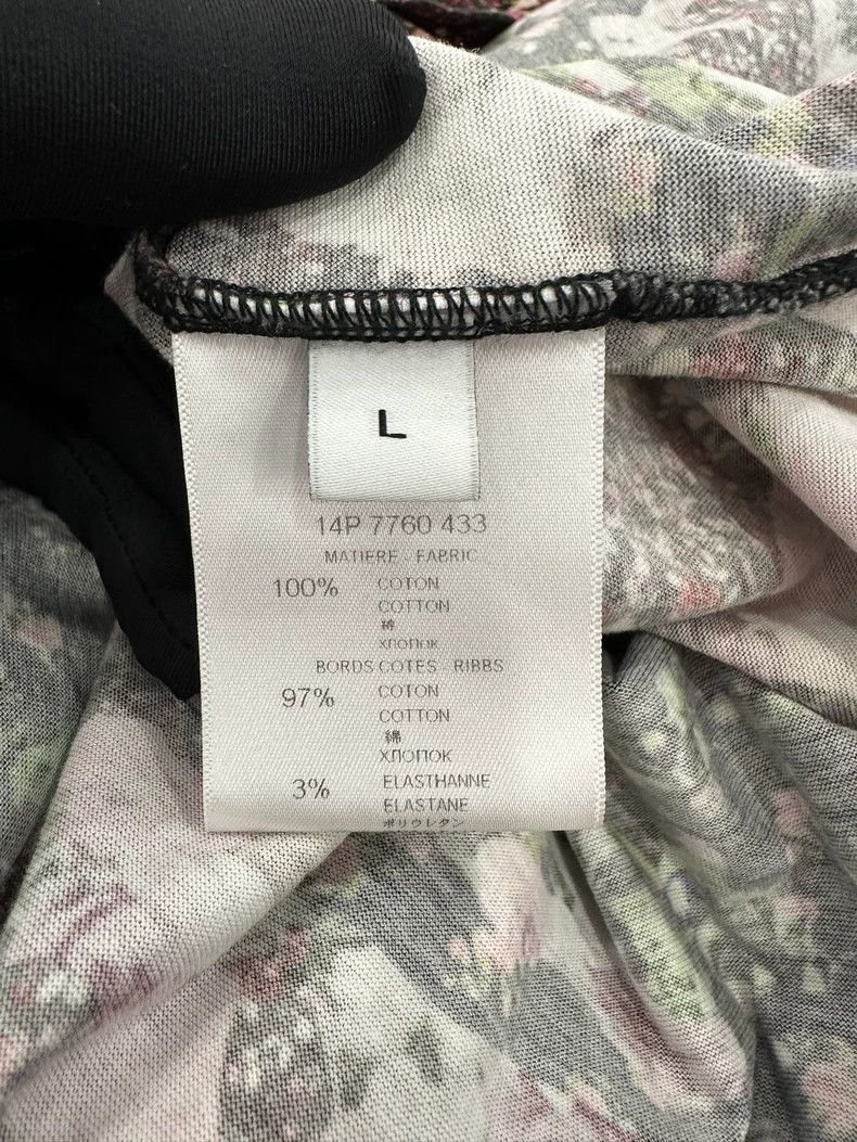 Givenchy Givenchy All-over Flower Print Show Short-sleeved Tee, Siz Size US L / EU 52-54 / 3 - 5 Thumbnail