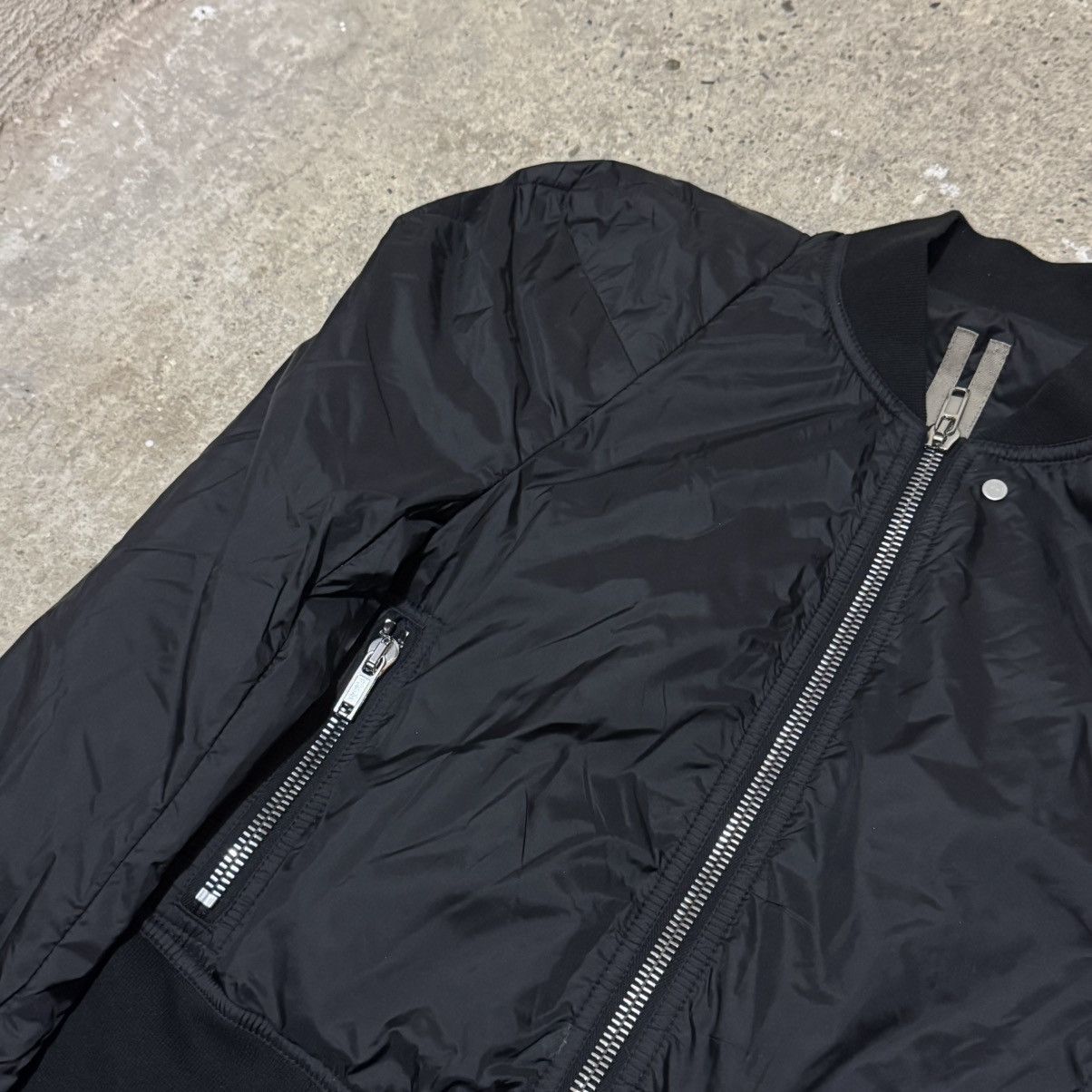 Rick Owens F/W 2022 Rick owens drkshdw padded shoulders bomber jacket Size US S / EU 44-46 / 1 - 3 Thumbnail