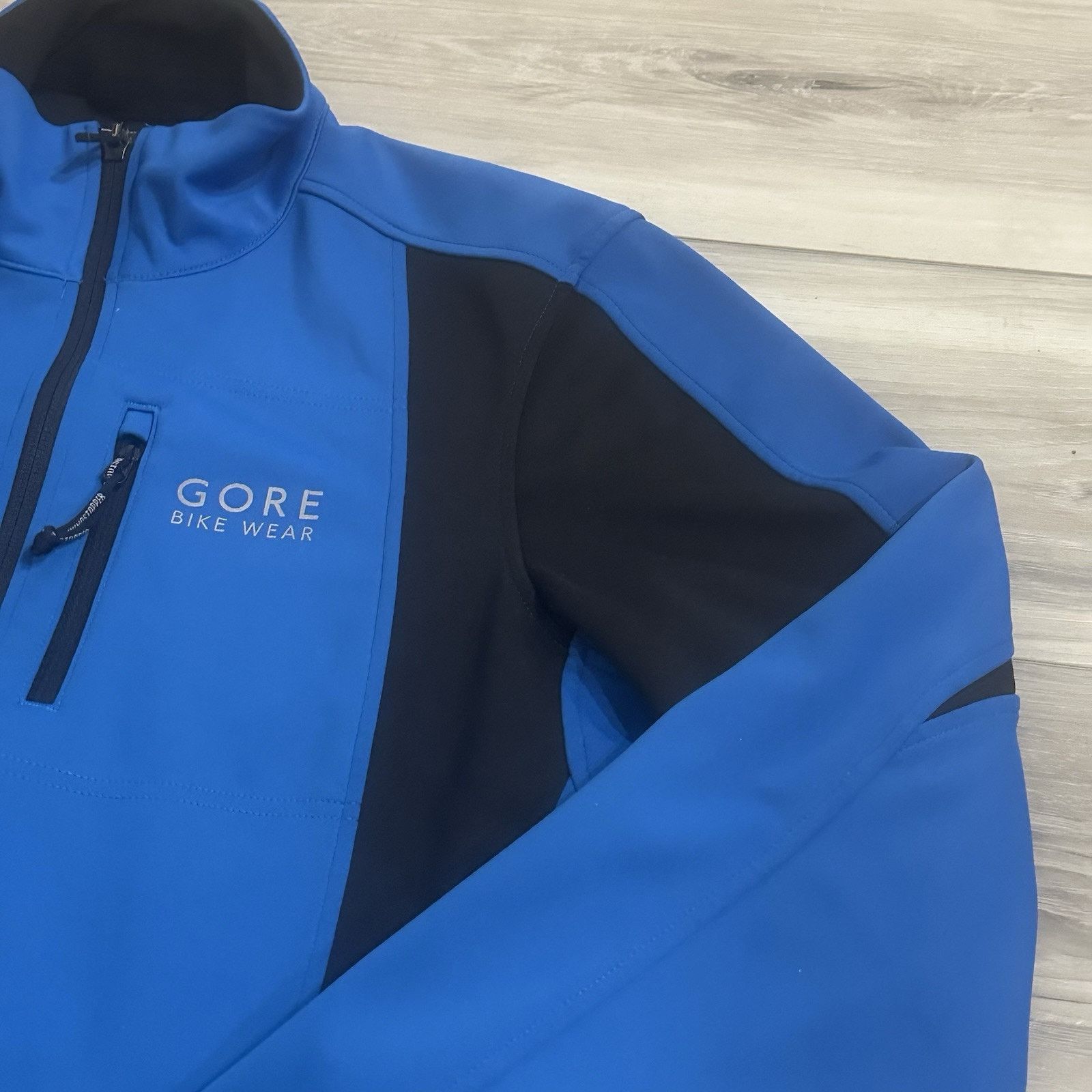 GOREWEAR Gore Wear Men's Gore-Tex Cycling Full Zip Triathlon Jacket Size US M / EU 48-50 / 2 - 2 Thumbnail