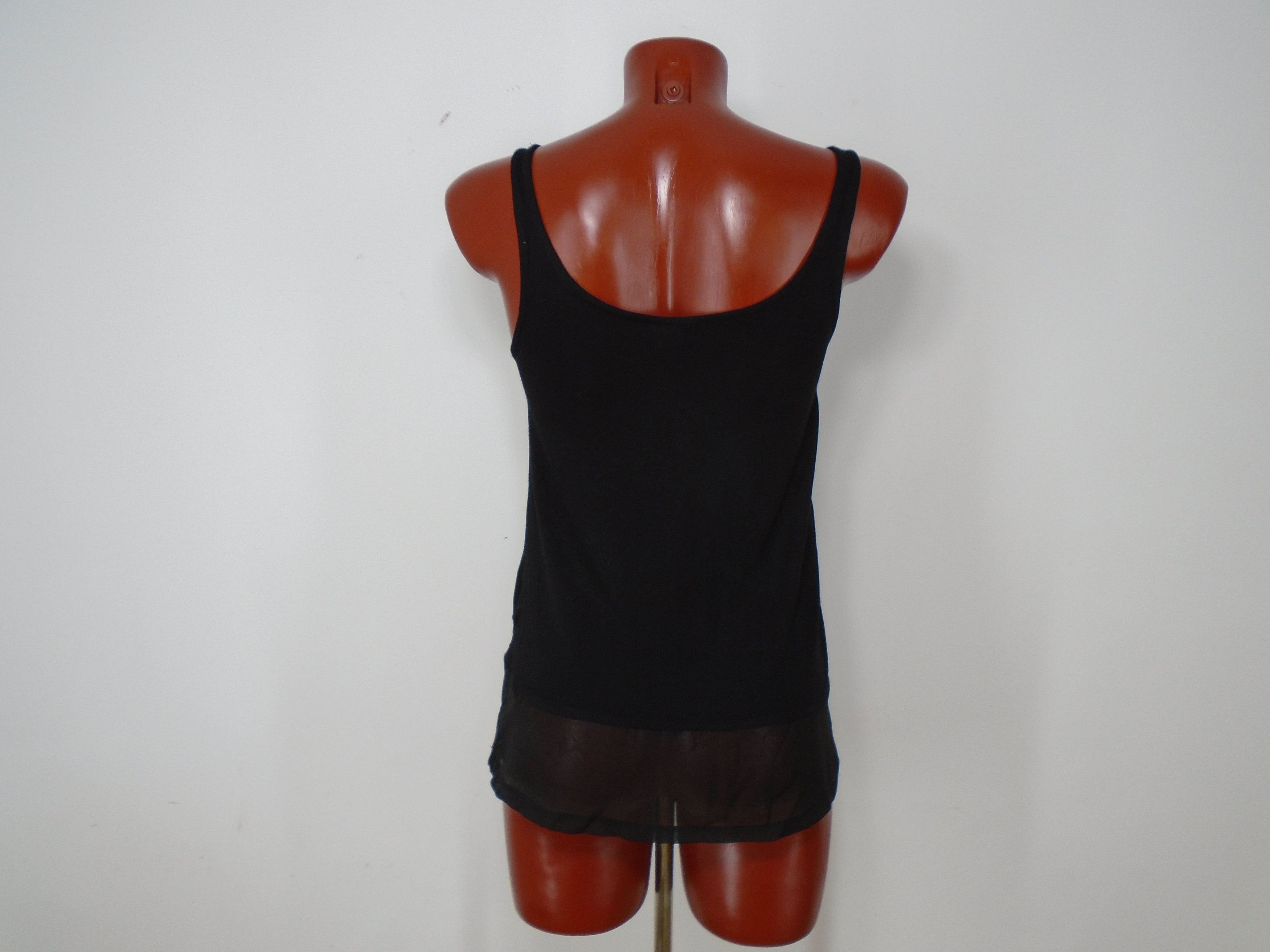 H&M Women's Tank Tops H&M. Color: Black. Size: XS. Size XS / US 0-2 / IT 36-38 - 9 Thumbnail