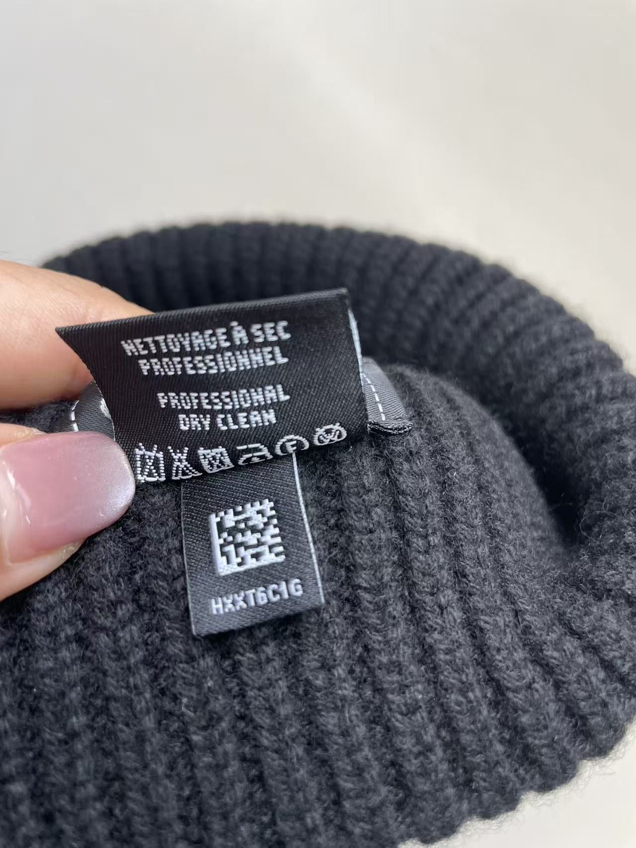 Chanel Chanel CC Cashmere Black Beanie Size ONE SIZE - 7 Thumbnail