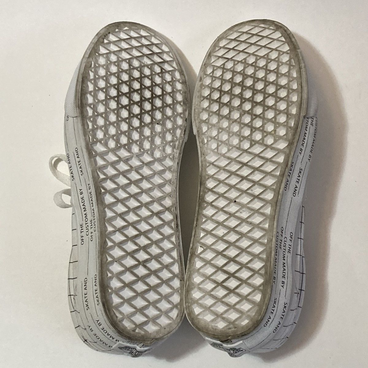 Designer × Vans Vans Classic Era U-Color Grid Shoes Size 7M 8.5W Size US 8.5 / IT 38.5 - 4 Thumbnail