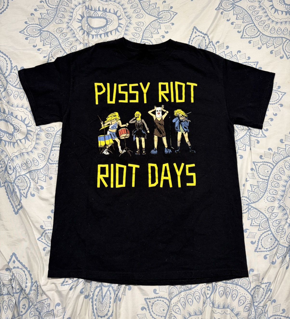 Vintage Pussy Riot Shirt medium Size US M / EU 48-50 / 2 - 1 Thumbnail