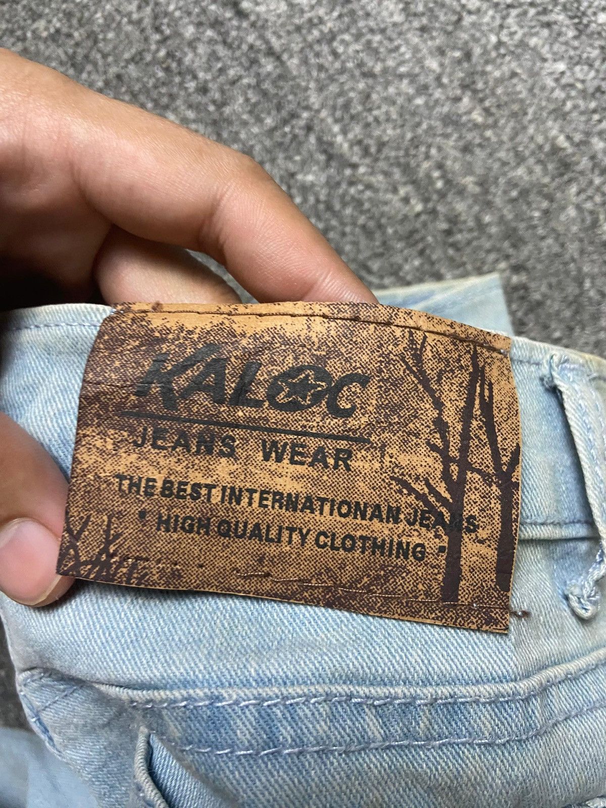 Japanese Brand KALOC x Yonbino Flare Jeans with Paint Splatter (165) Size 28" / US 6 / IT 42 - 2 Thumbnail