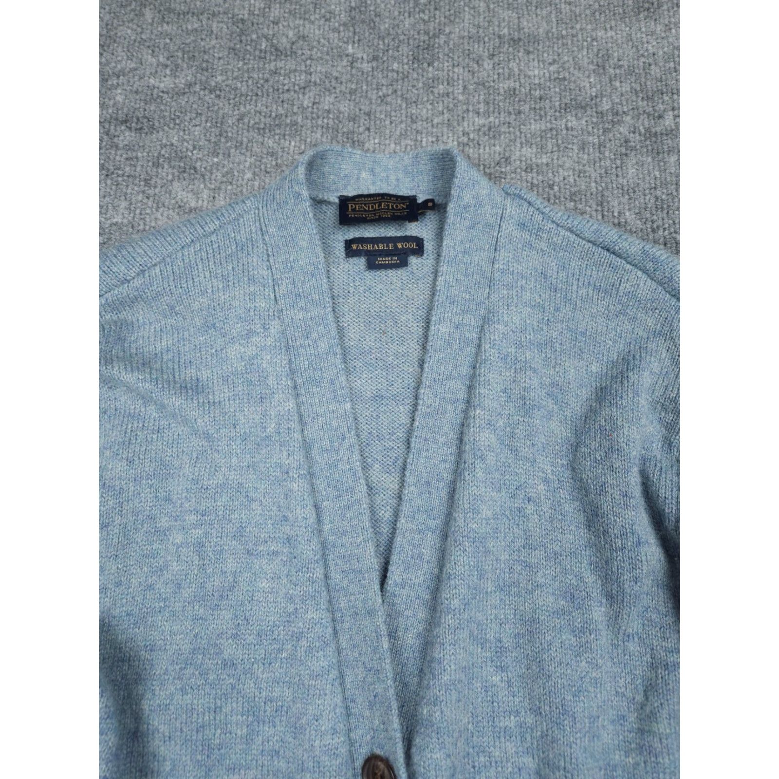 Pendleton Pendleton Cardigan Sweater Small Women Blue Wool Front Pocket Button V-Neck Open Pockets Size S / US 4 / IT 40 - 2 Thumbnail