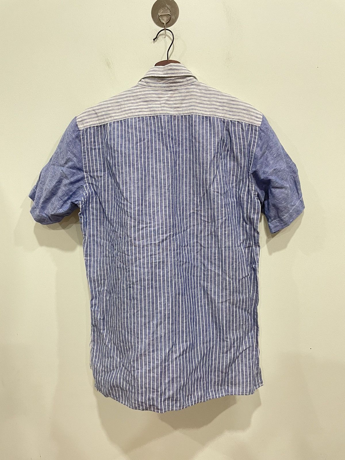 JW Anderson × Uniqlo J.W.Anderson X Uniqlo Short Sleeve Shirt Size US M / EU 48-50 / 2 - 2 Thumbnail
