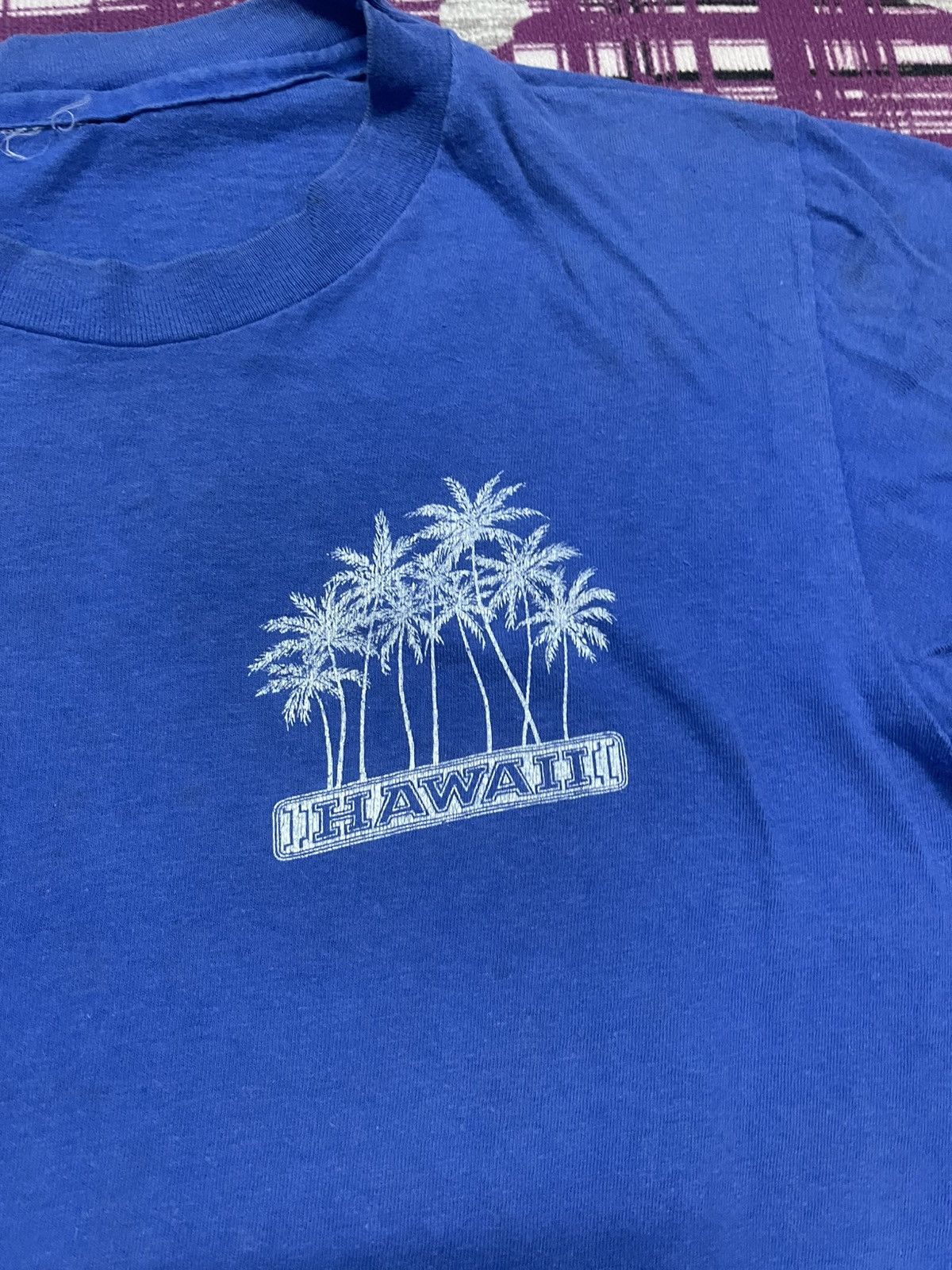 Vintage VINTAGE DISTRESSED HAWAII RAINBOW TEE VERY RARE Size US M / EU 48-50 / 2 - 3 Thumbnail