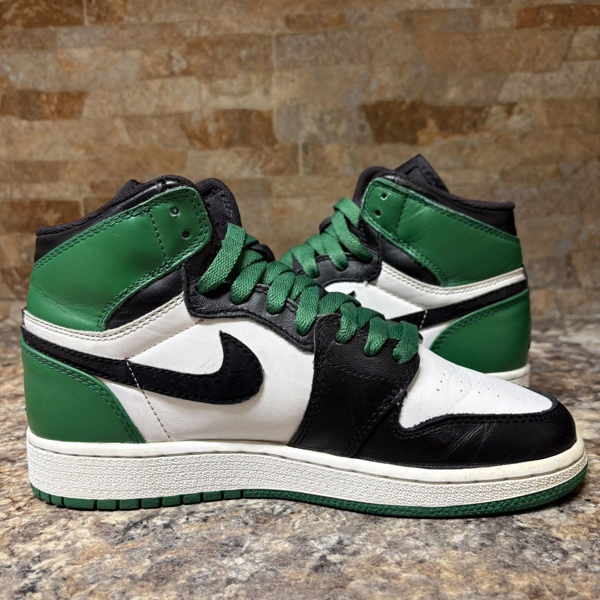 Jordan Brand Air Jordan 1 Retro DMP High GS Bulls x Celtics Pack Size 4.5 Size US 5 / EU 37 - 15 Thumbnail