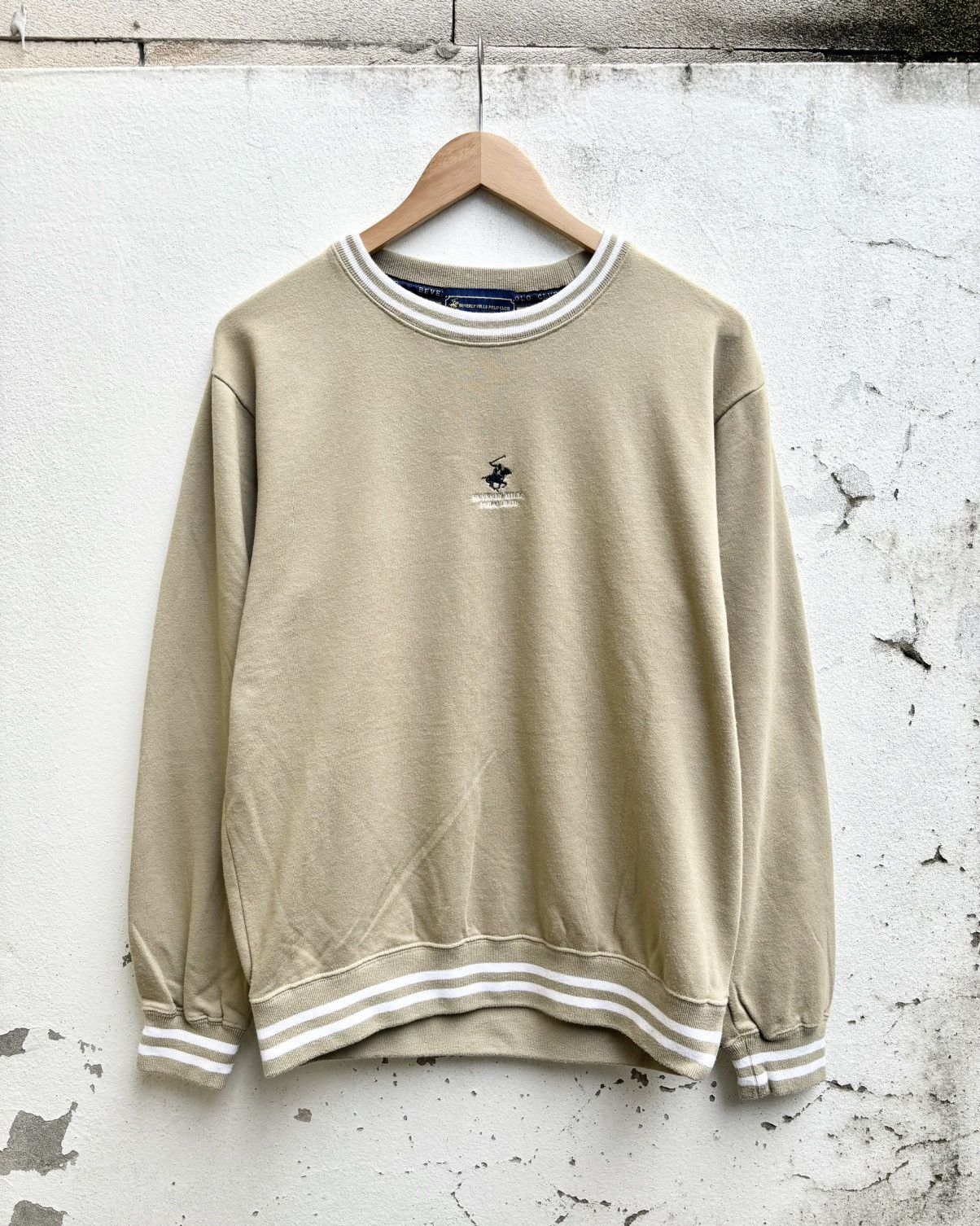 Beverly Hills Polo Club RARE BEVERLY HILLS POLO CLUB CENTER SWEATSHIRT CREAM/BEIGE Size US M / EU 48-50 / 2 - 1 Thumbnail
